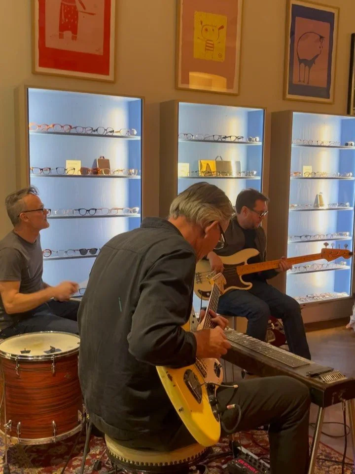 Tusind tak for en vidunderlig aften! 
Vi er bl&aelig;st helt bagover af alle der kom forbi, b&aring;de i l&oslash;bet af dagen, men ogs&aring; til koncerten med @ekko_dk 🍻✌️🥳 

S&aring; nu har vi kun at sige &ldquo;Four more years!&ldquo;🎉

❤️