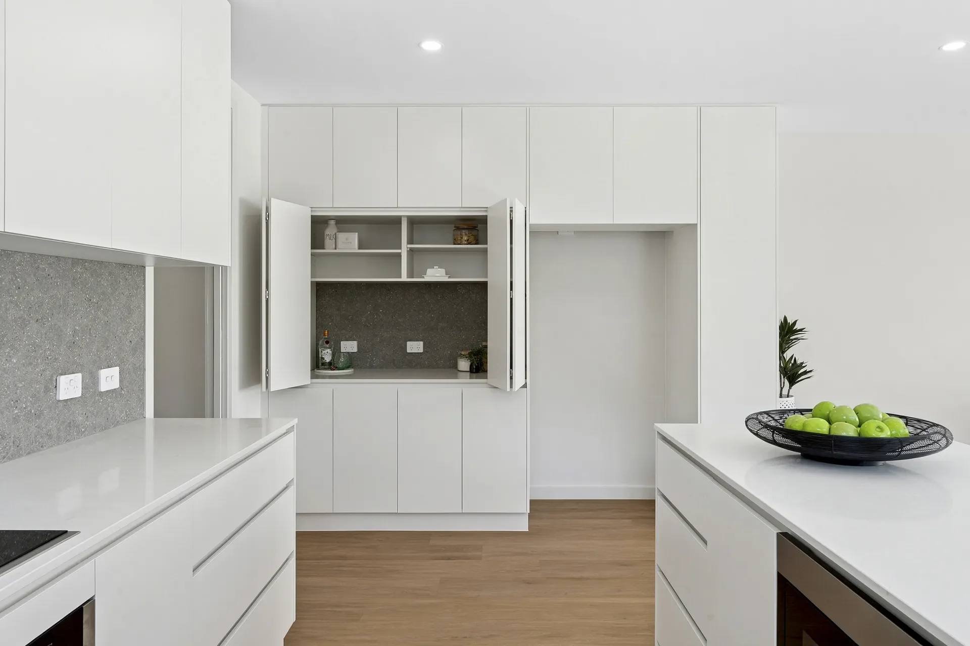 Hughes Custom Joinery Asmbl (13)WEB.webp