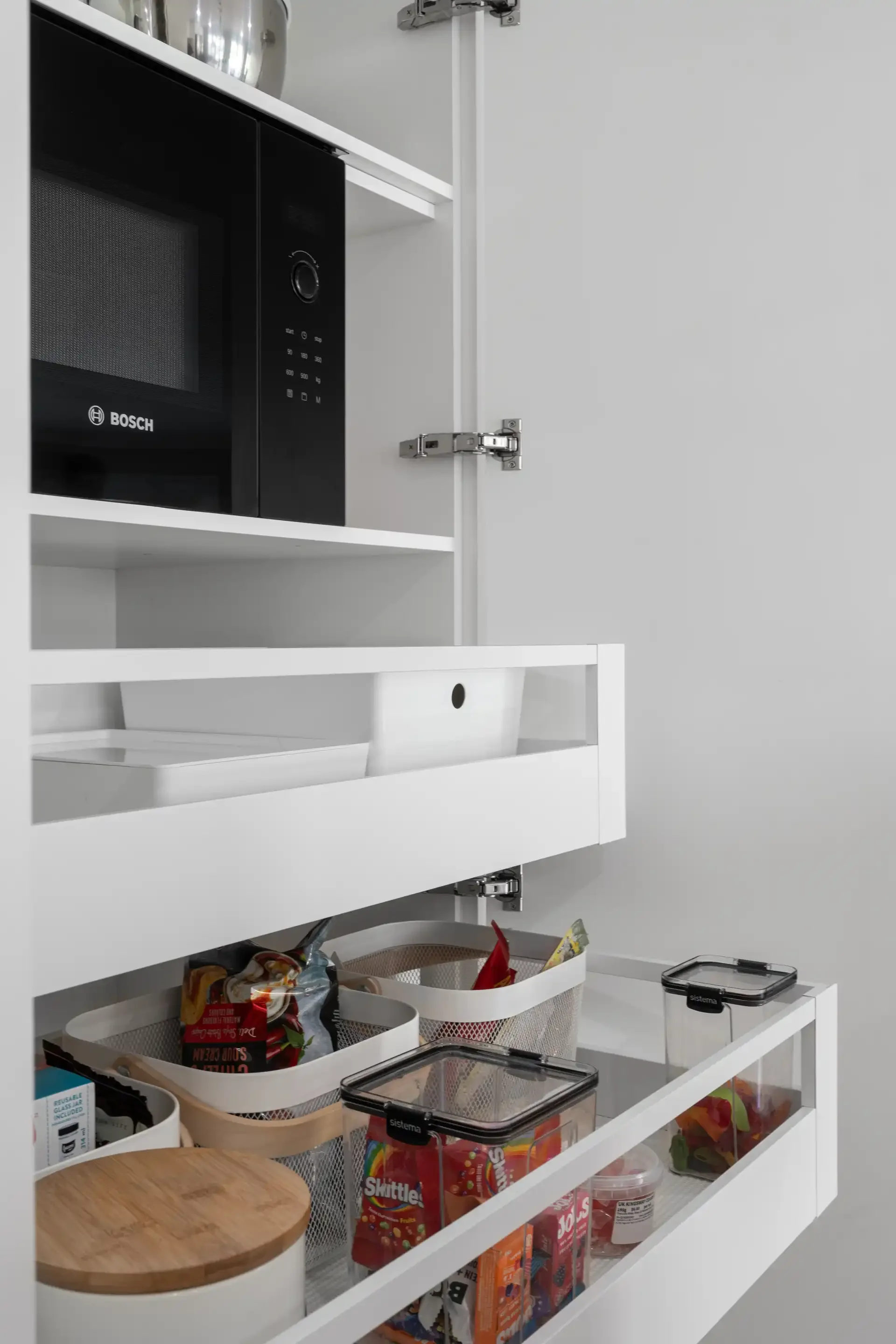 murrumbateman-kitchen-appliance-cupboard-internal-drawers-11.webp