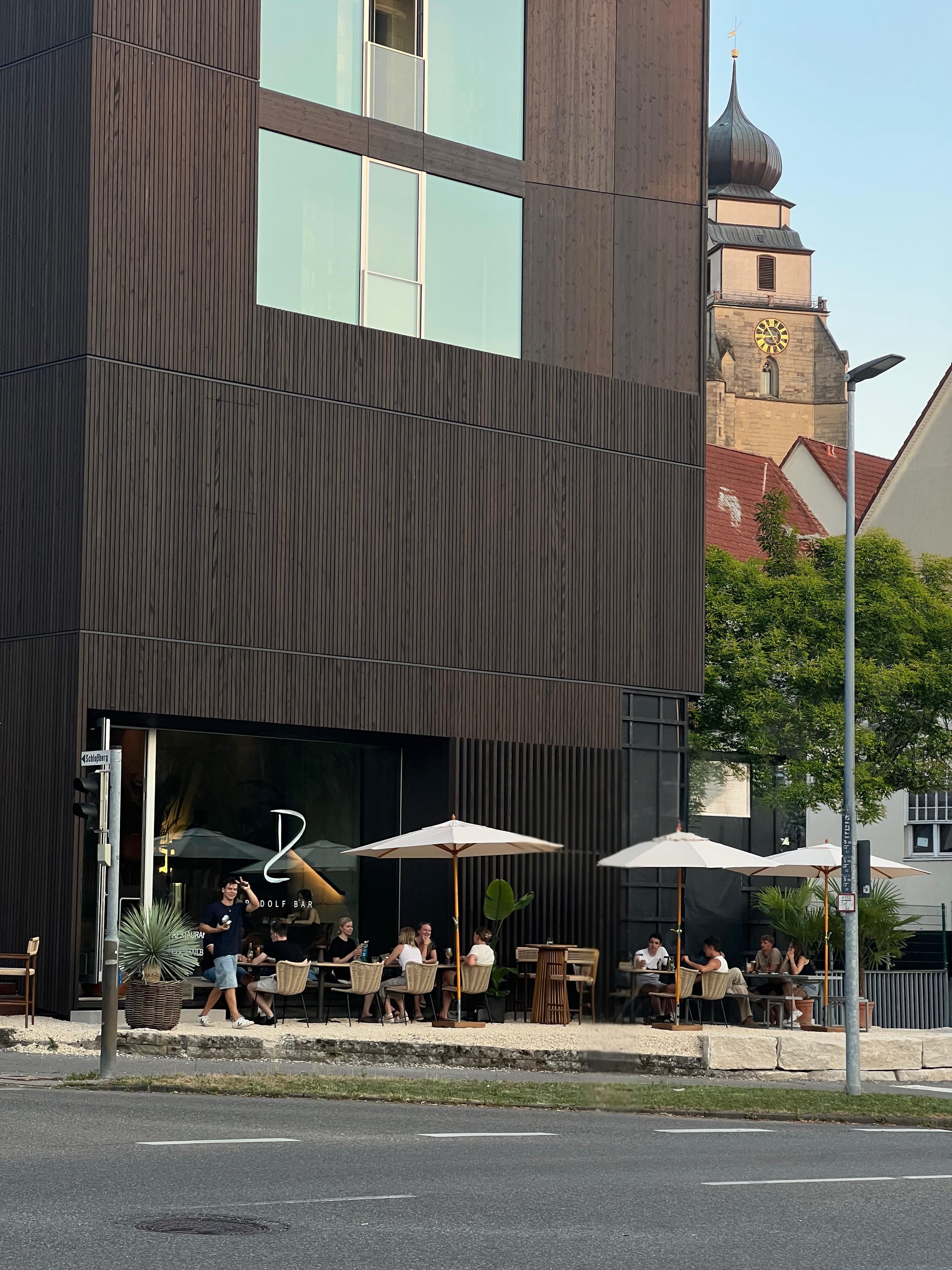Facetune_03-07-2025-12-36-04 Kopie.JPG