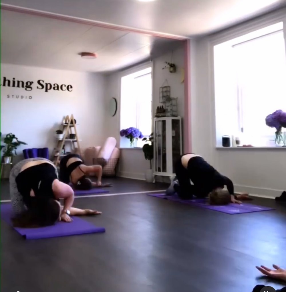 The Breathing Space Club - PLEASE. Close the front Yoga Studio