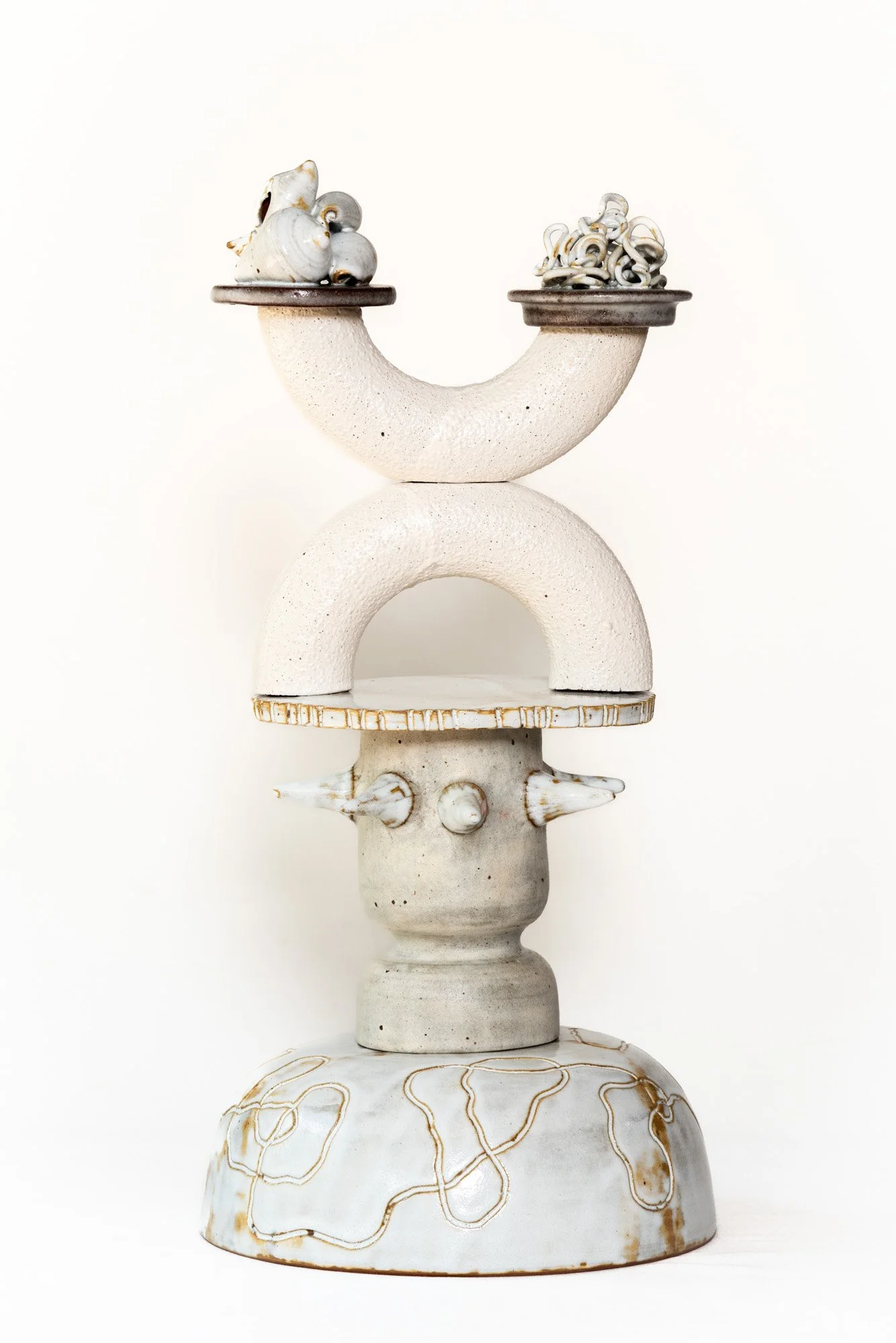 Archive of a Territory in
Motion 3, 2026
Ceramic, high-fired glazes,
modular construction
h: 50 cm x d:22 cm
h: 20 in x d: 9 in