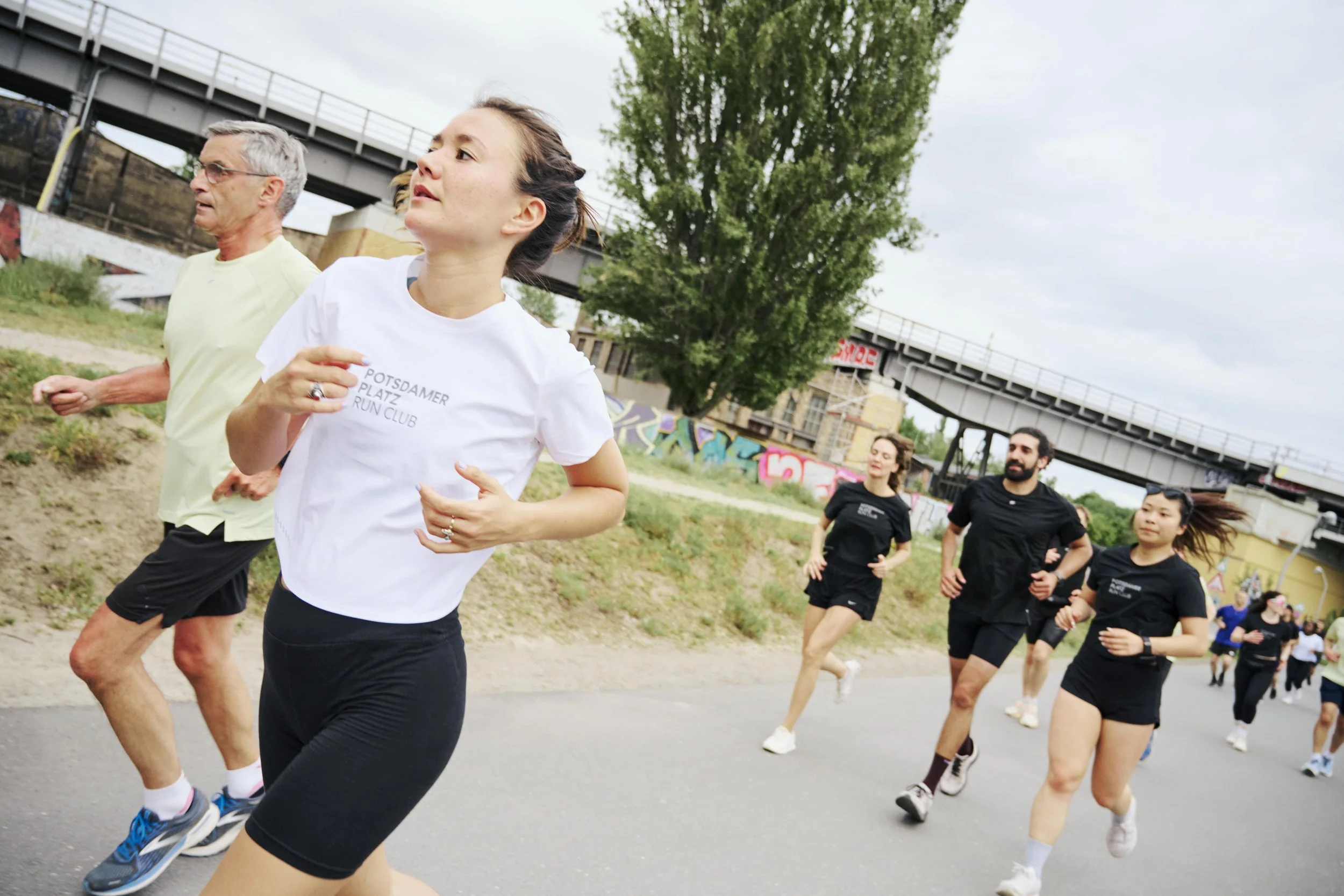 20250527_Potsdamer_Platz_RunningClub_1698-min.jpg