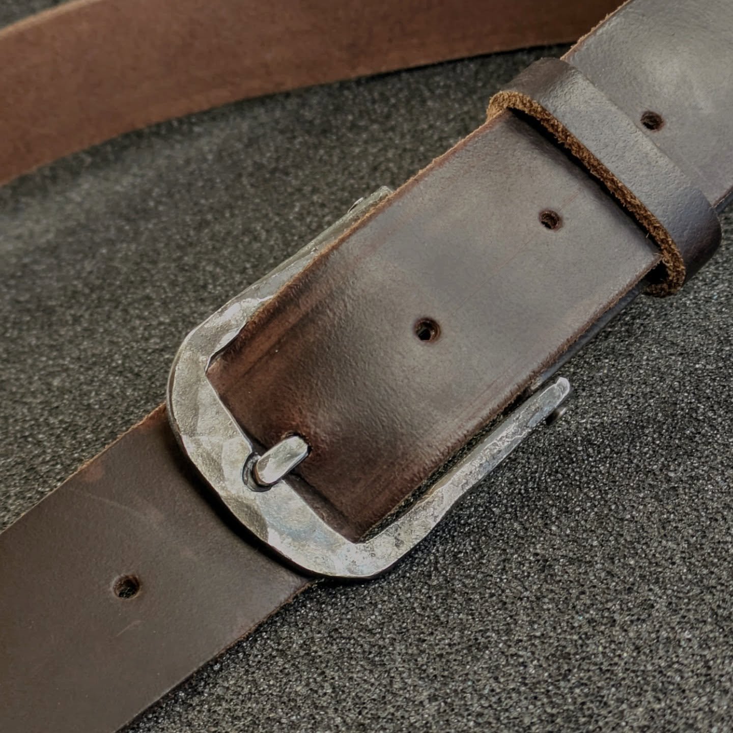 Forged belt buckle.
.
.
.
#blacksmith #sepp&auml; #handmade #handforged #belt