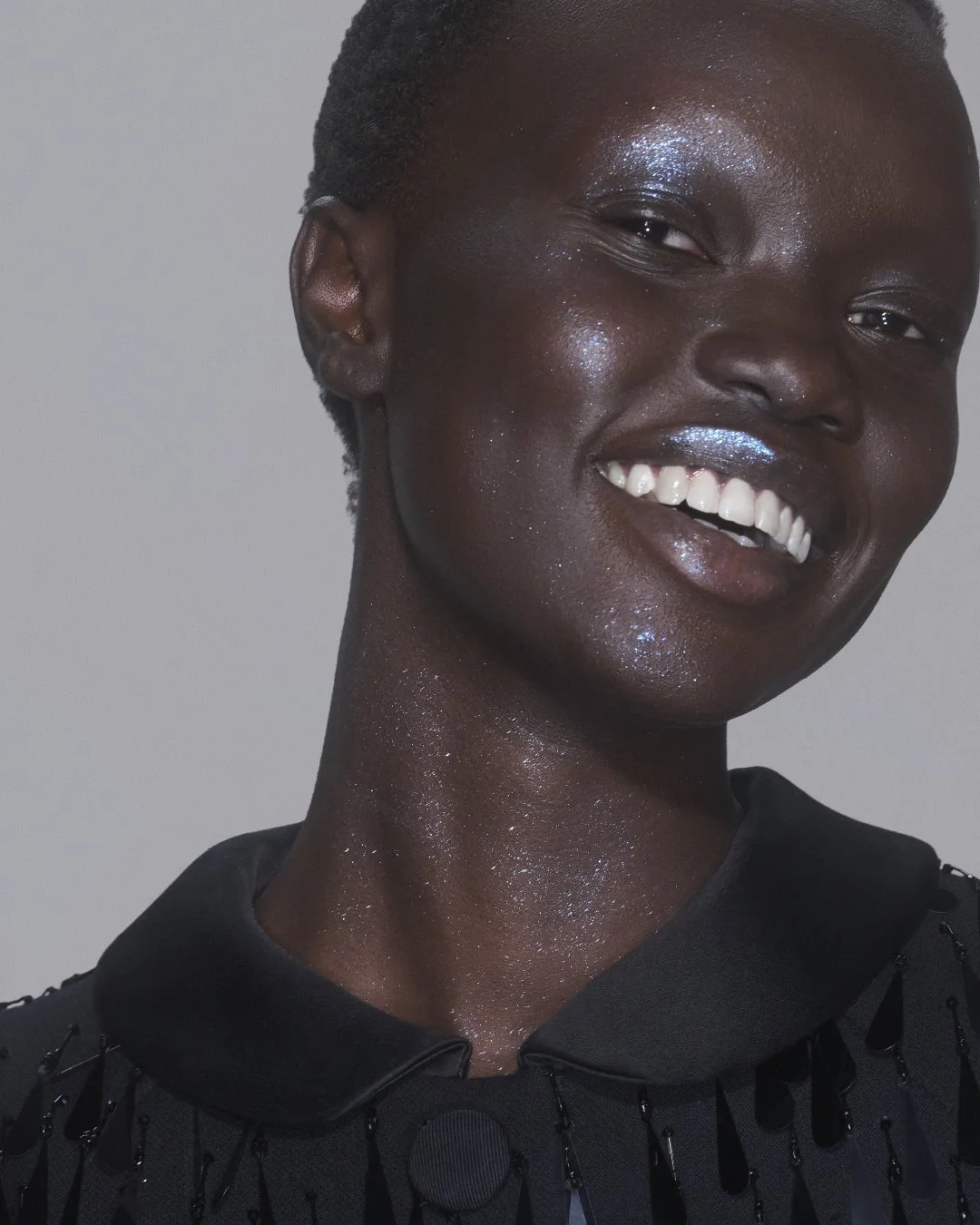 MJBeauty_SocialCrop_KV-Marc_4x5-10.jpg