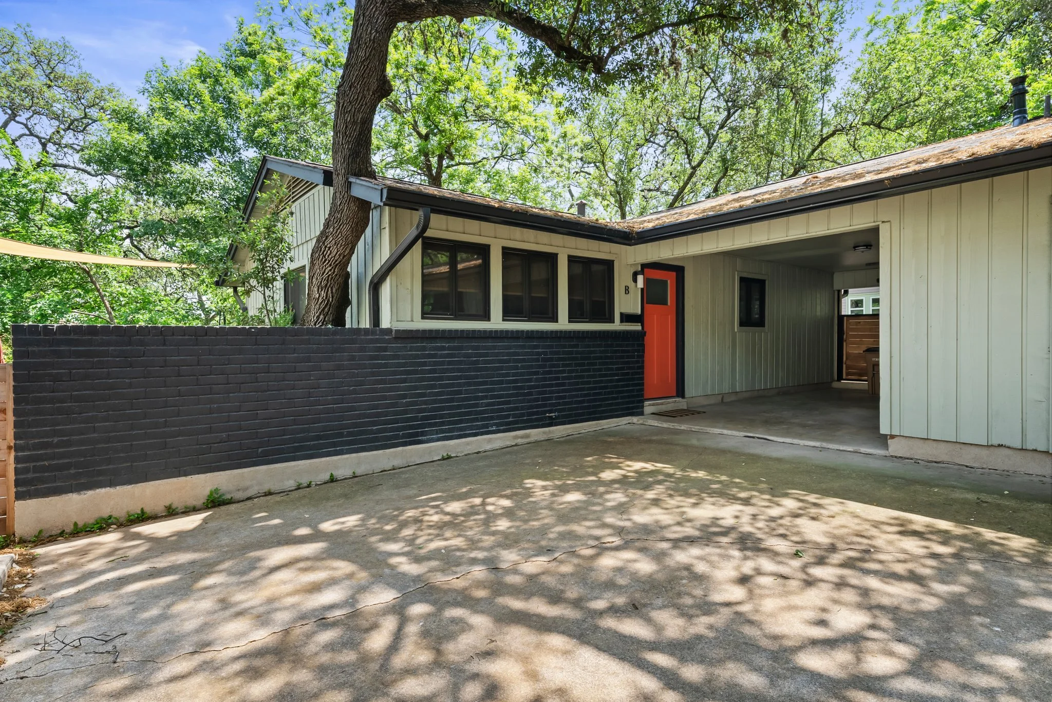 Entrance from driveway