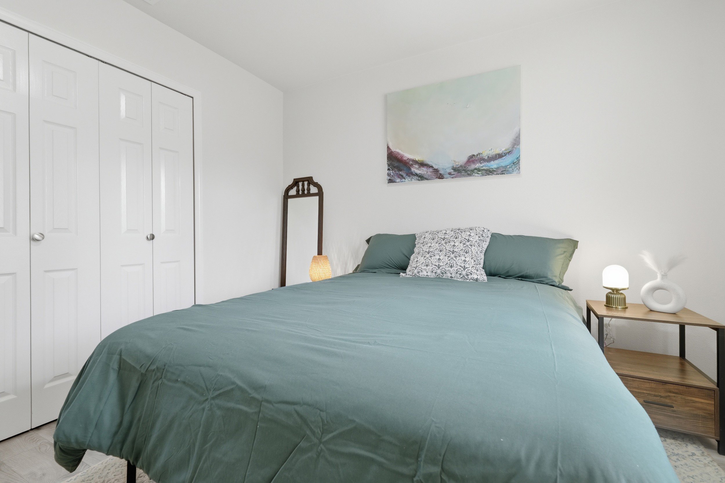 Bedroom #2 with queen bed
