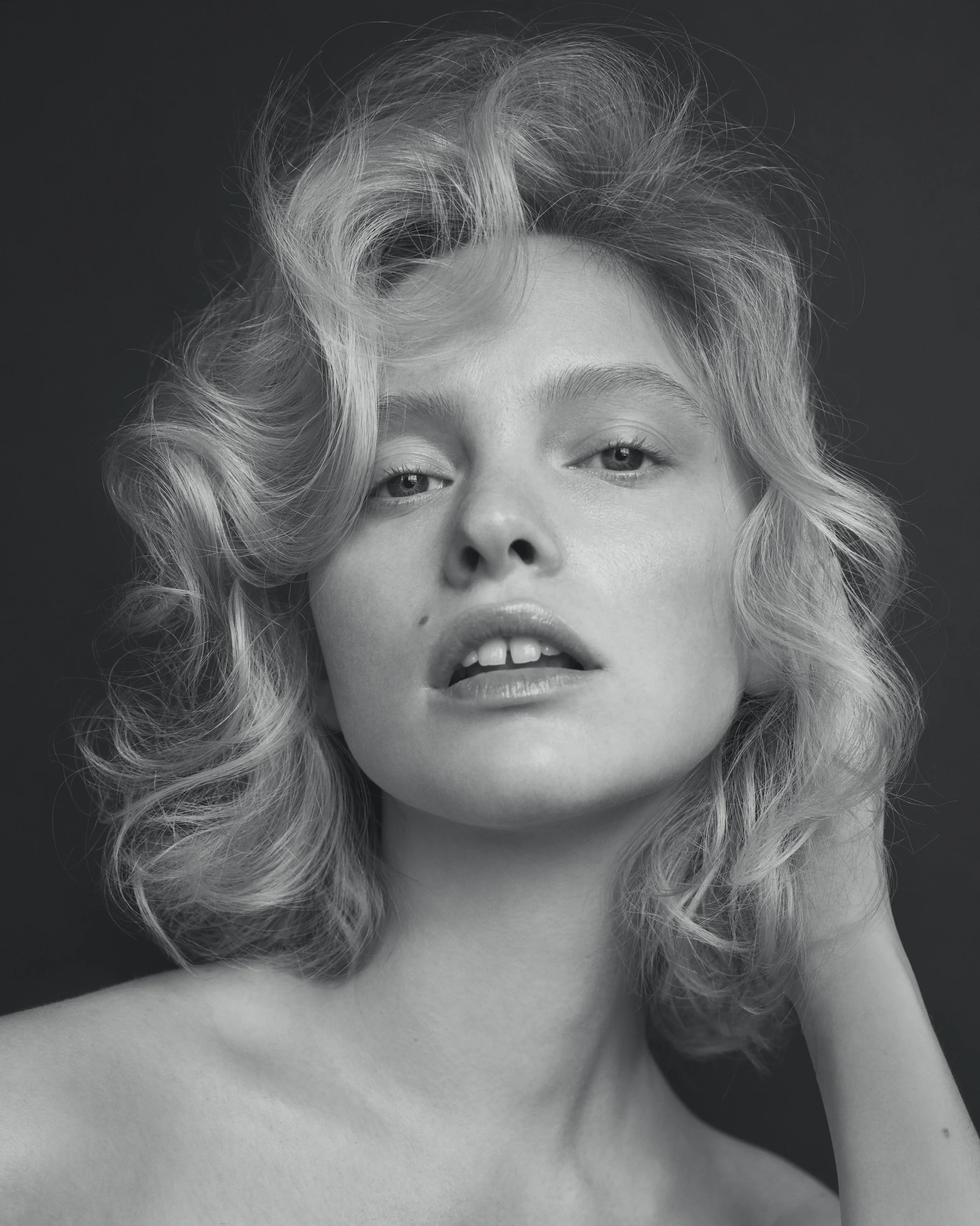 LIZA_SHOT_005_064-BW.jpg