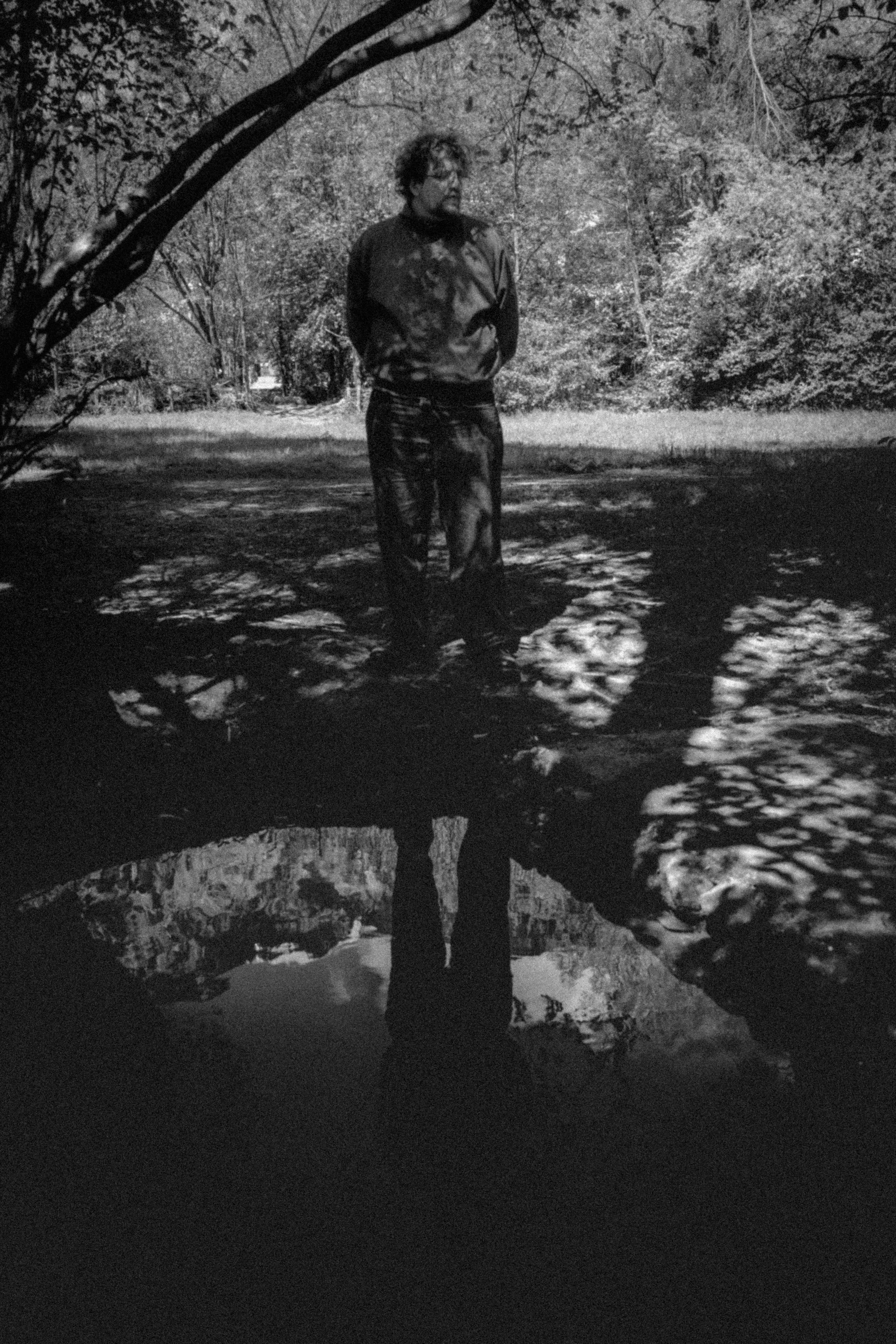 TOM JOSEPH - FOTOSHOOT 2025- black/white — Flowing Frames