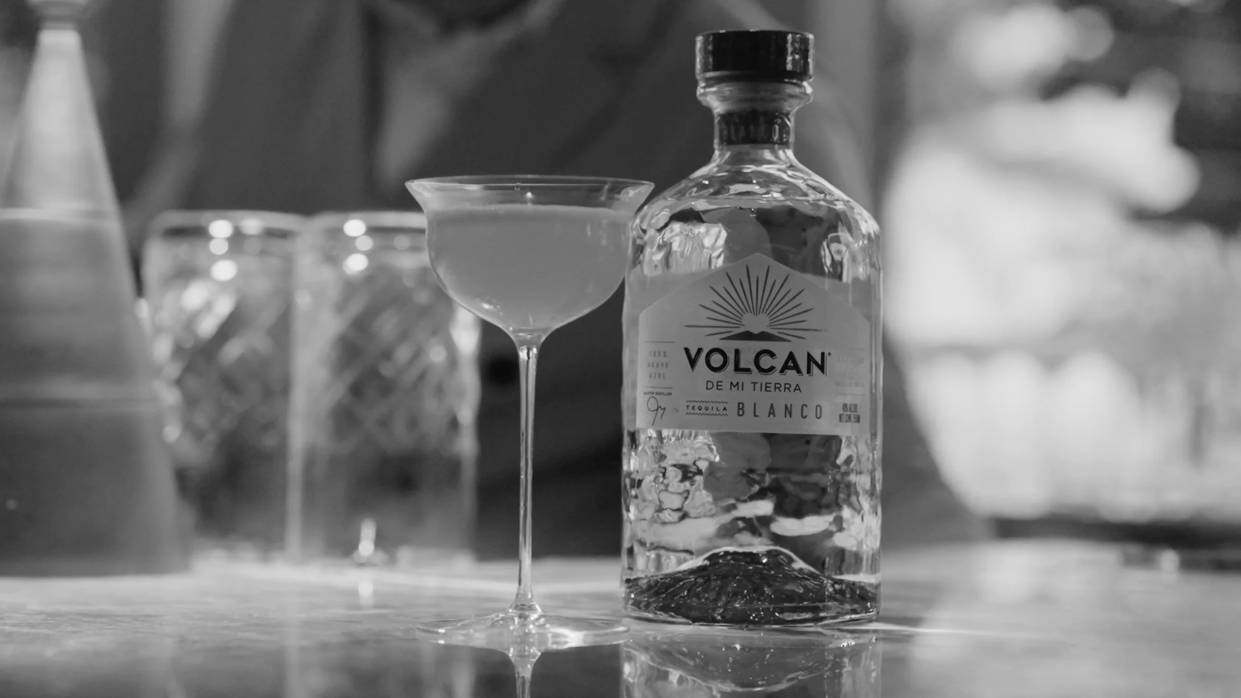 VOLCAN DEMI TIERRA TEQ CUT 3 - frame at 0m9.1s.jpg