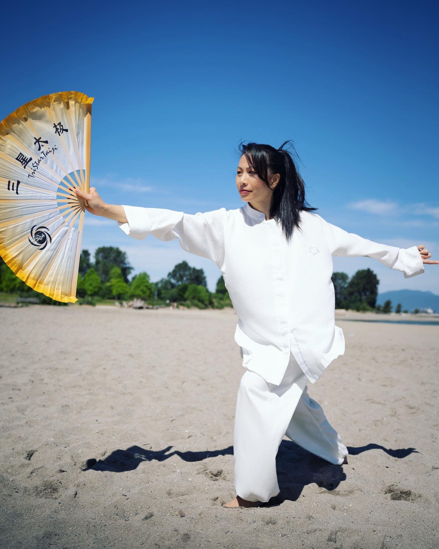 Summer is a wonderful time to practice!☀️ 

Training internal martial arts such as Tai Chi &amp; Qigong unblocks and unleashes the flow of qi (energy) within, invoking a natural sense of peace, healing, balance and harmony within ourselves, and conse