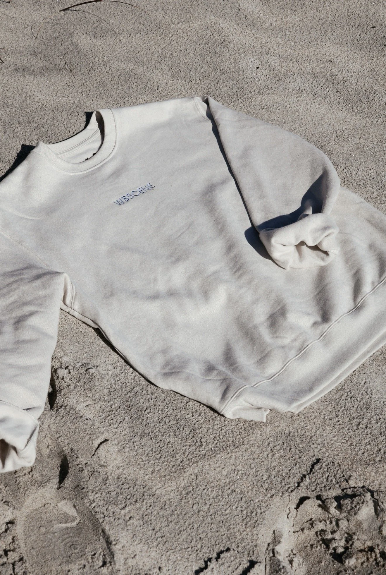 Dunes Set Embroidered Crewneck