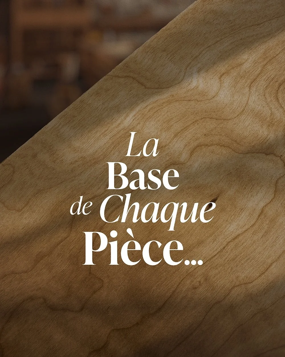 Le plywood &mdash; s&eacute;lectionn&eacute; pour sa stabilit&eacute; et sa r&eacute;sistance &mdash; assure une structure qui ne c&egrave;de ni au temps, ni &agrave; l&rsquo;usage. Il pr&eacute;serve la justesse des lignes, &eacute;vite toute d&eacu