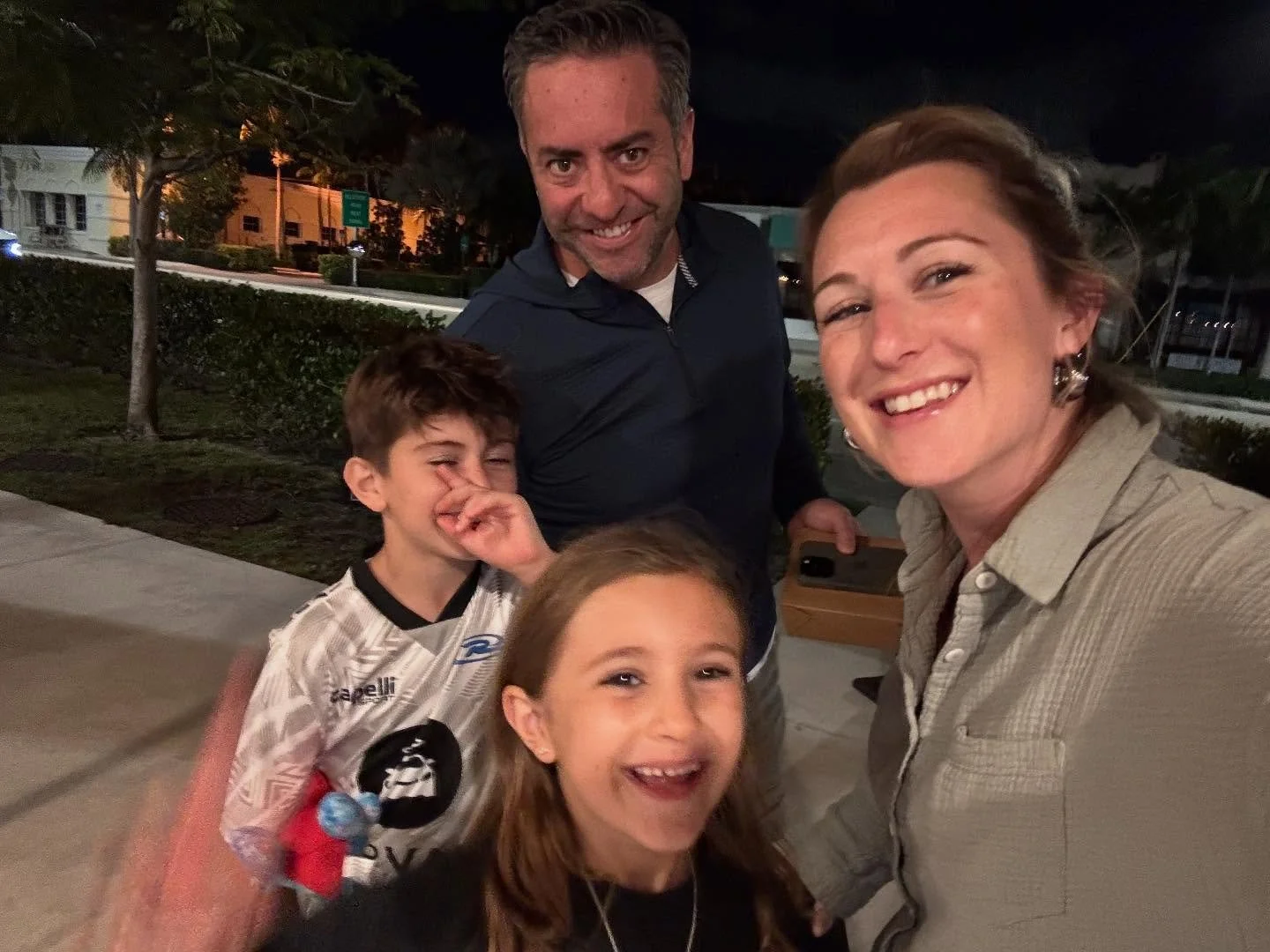 A ⚽️ tournament and girlie sleepover at our house has made for two parents who can NOT wait to sleep tonight! 💤 
Multiple trips to @souvlaki_grill for lamb and @pigbeachpalmbeach for ribs means we ❤️ protein and desperately need vegetables tomorrow.