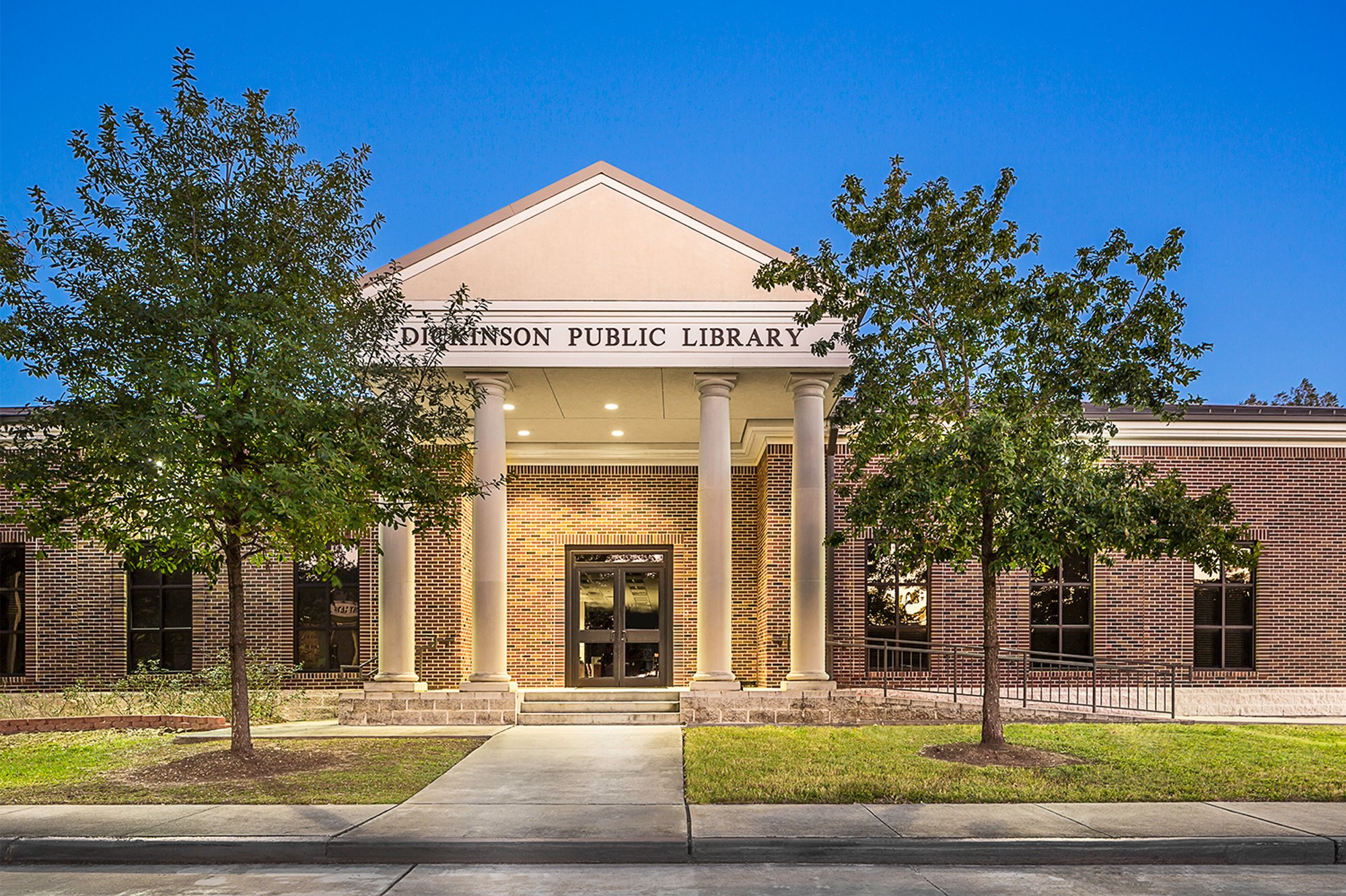 Dickinson City Hall Library-03.jpg