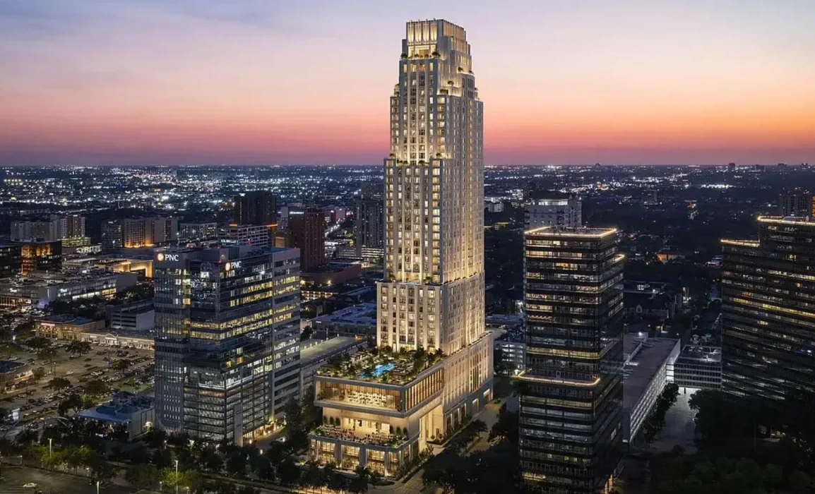 Ritz Carlton Hotel &amp; Residences 