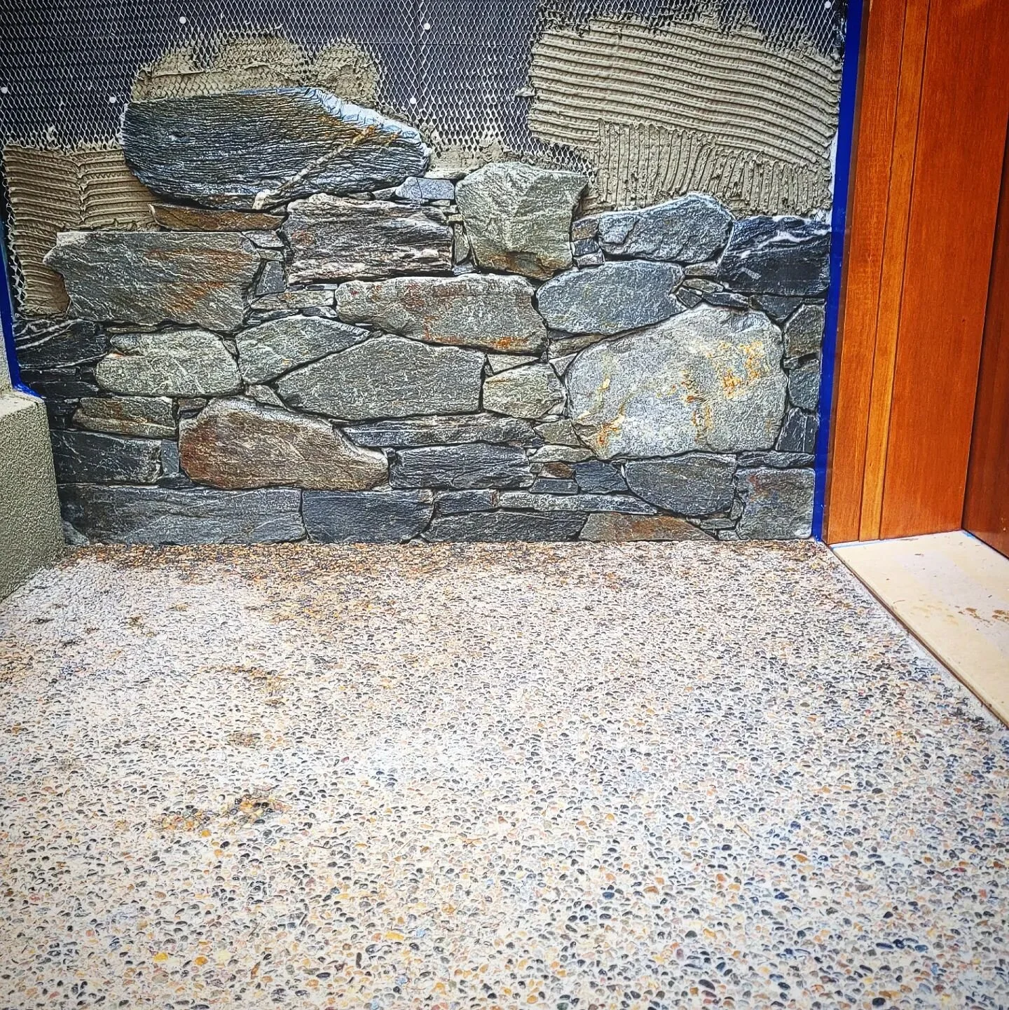 Ledge stone style⚒️⚒️ @k2stonequarries #k2stonequarries #k2stone #stonecraft #stonemasonry #naturalstone #masonry #stonemason #rocks #art #artist #natural #ledgestone #crafts #craftsman #craftsmanship #style #stoneartist #stonearchitecture #mason#k2s