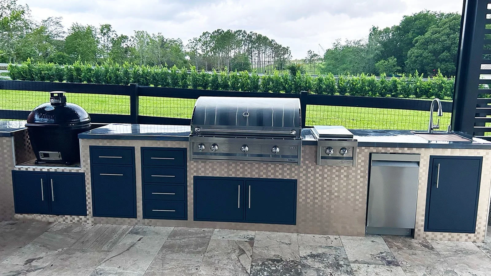 Custom Outdoor Kitchen.jpg