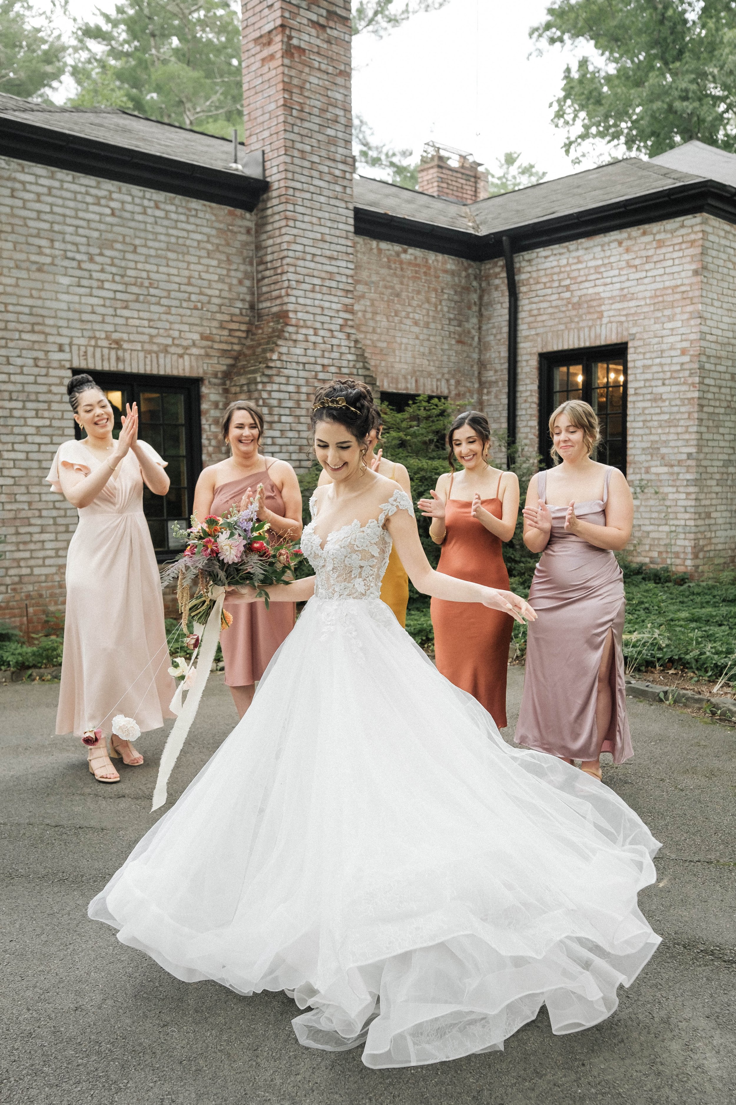  bride and bridesmaids 