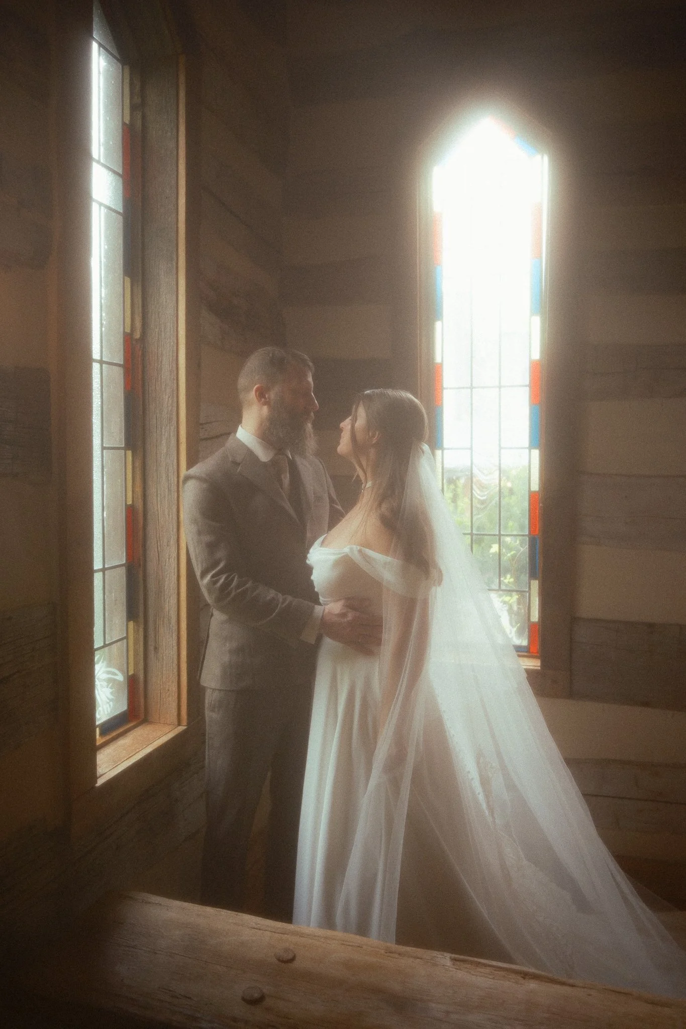  wedding portraits with a second shooter 
