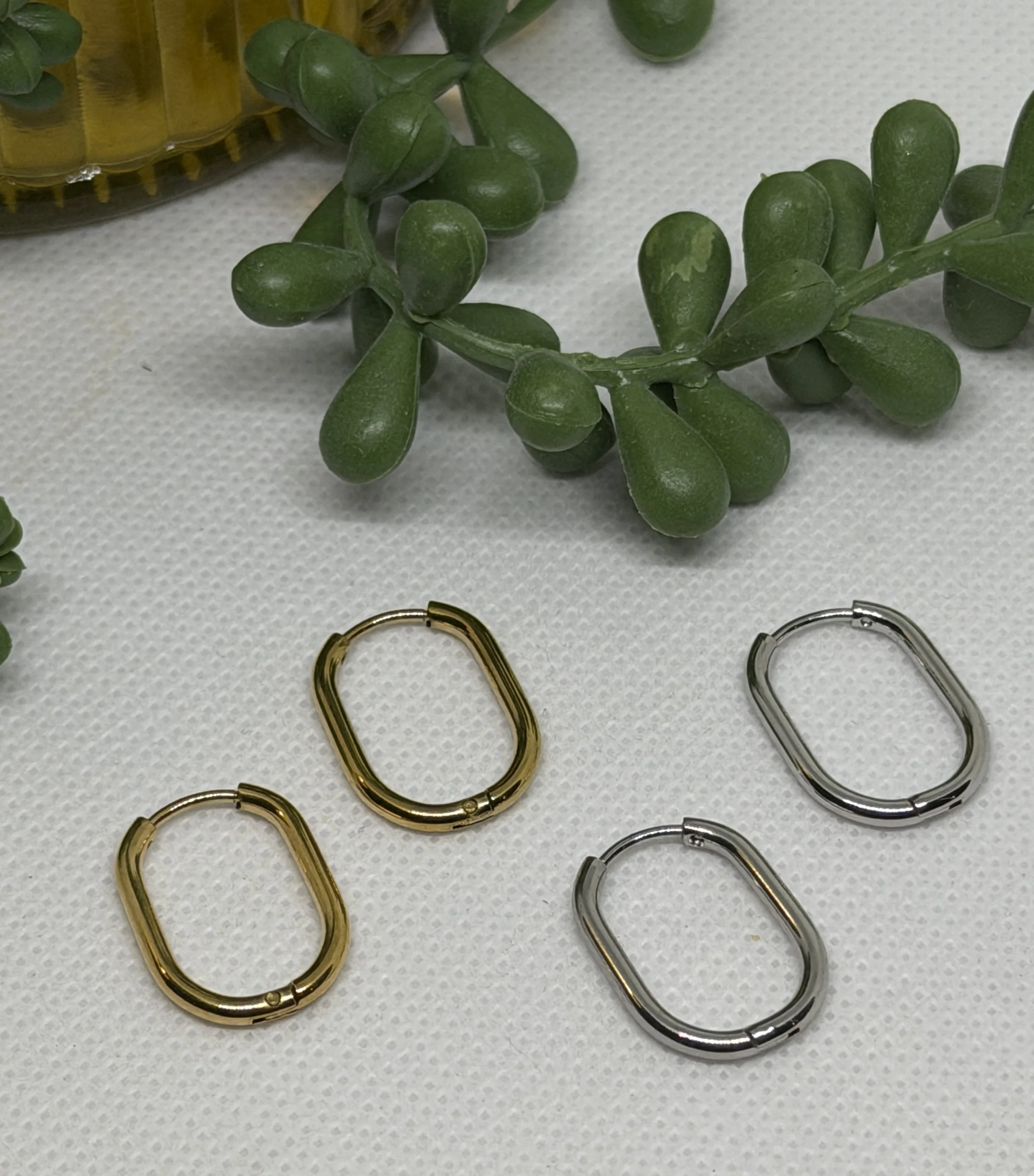 Gold Oval Huggie Hoop Earring