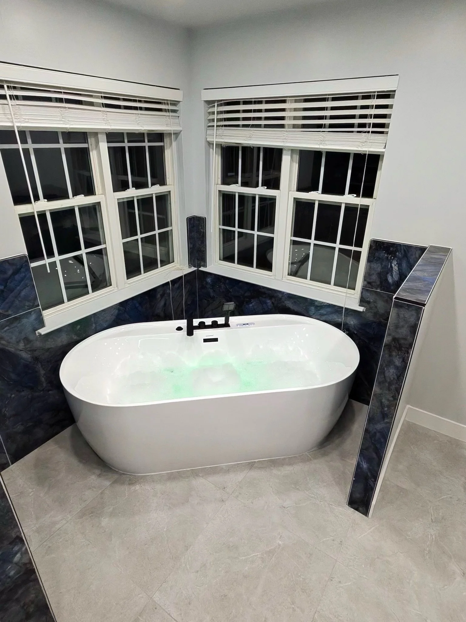 HEIF Image-4561-9B75-54-9.jpeg