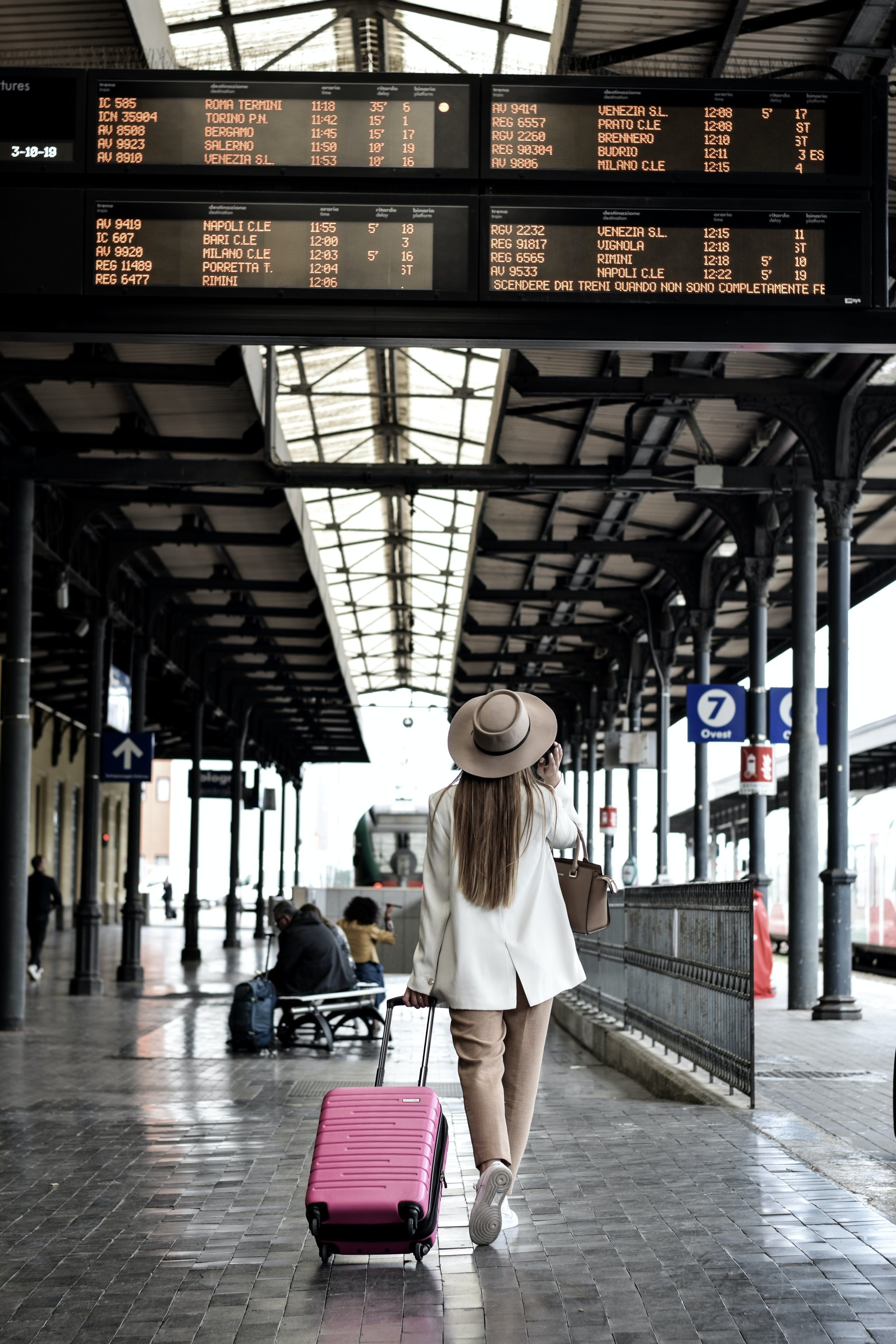 Naked and Afraid in Ohio: What to do if your luggage gets lost