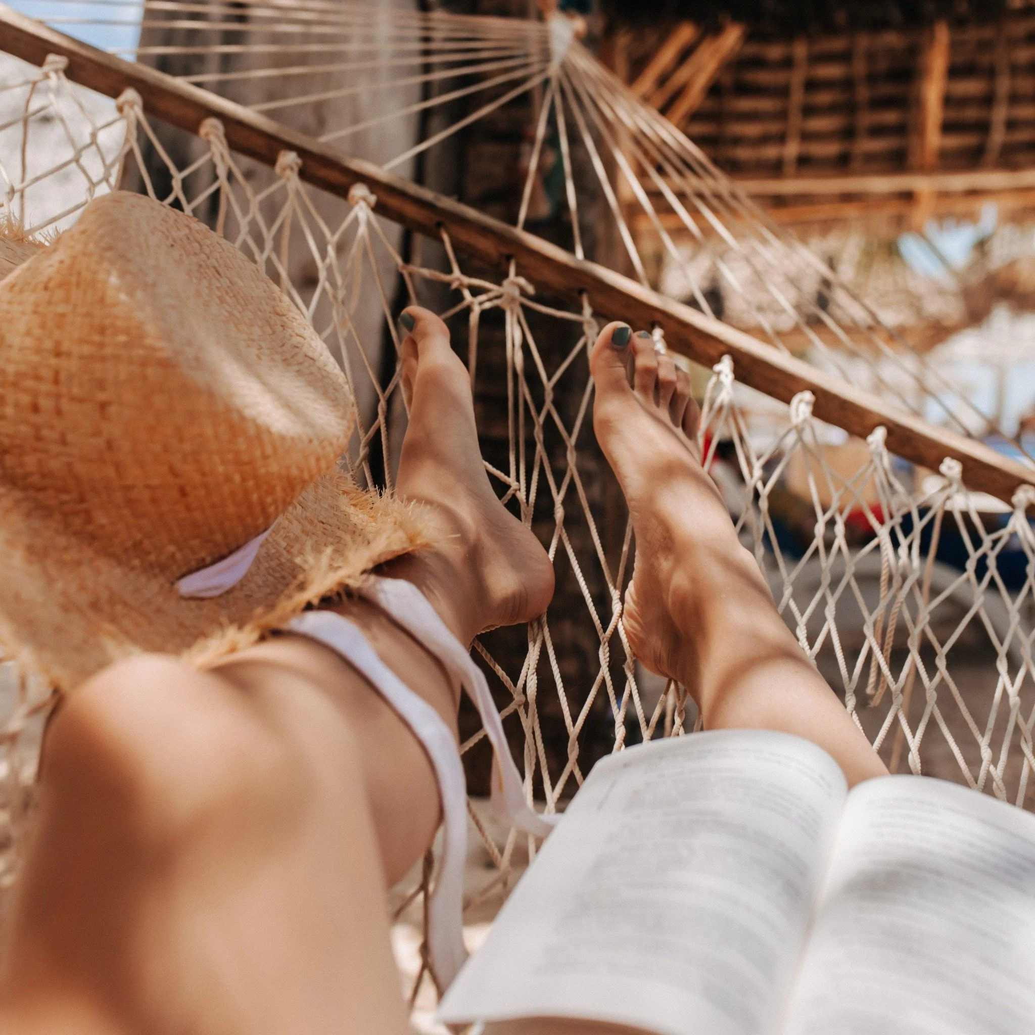 A little planning, a lot of peace.
From private transfers to boutique hotels that feel like home, thoughtful travel design means you can truly exhale. 🌿