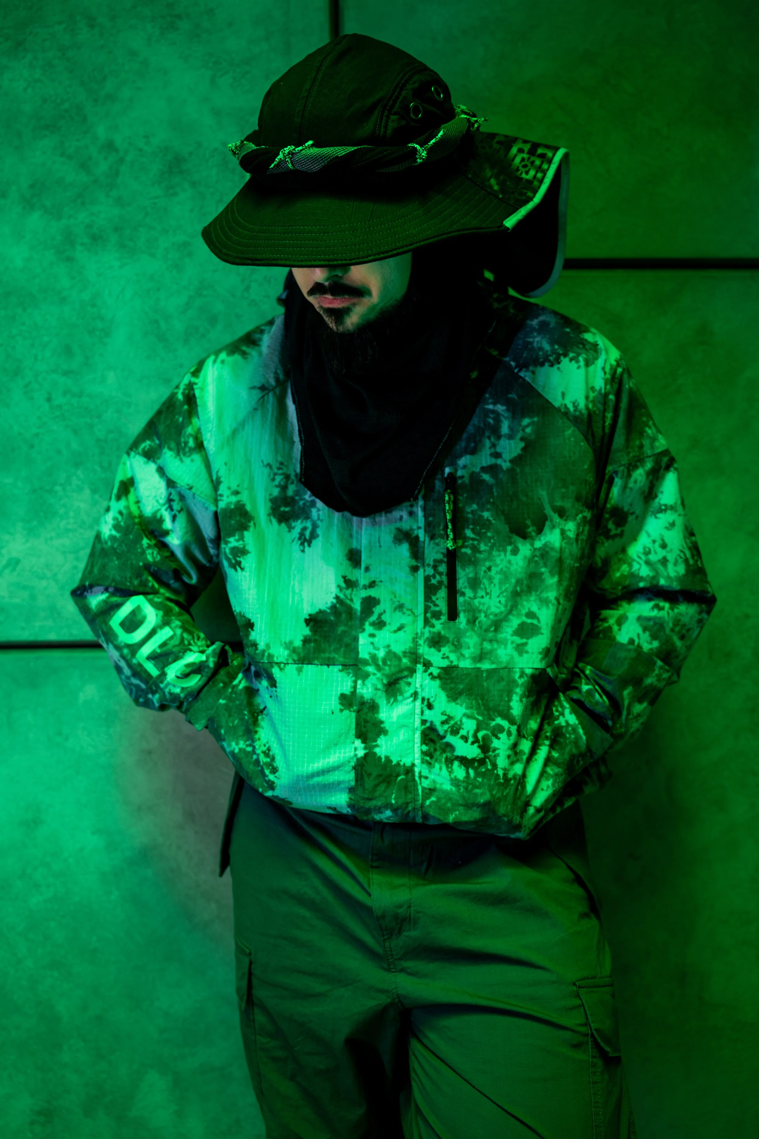 DELLAFUENTE_TRACK1_PORTRAIT-9.JPG