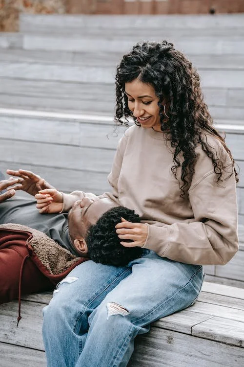 Diálogo: A Peça-Chave no Relacionamento - A importância de uma comunicação saudável e construtiva