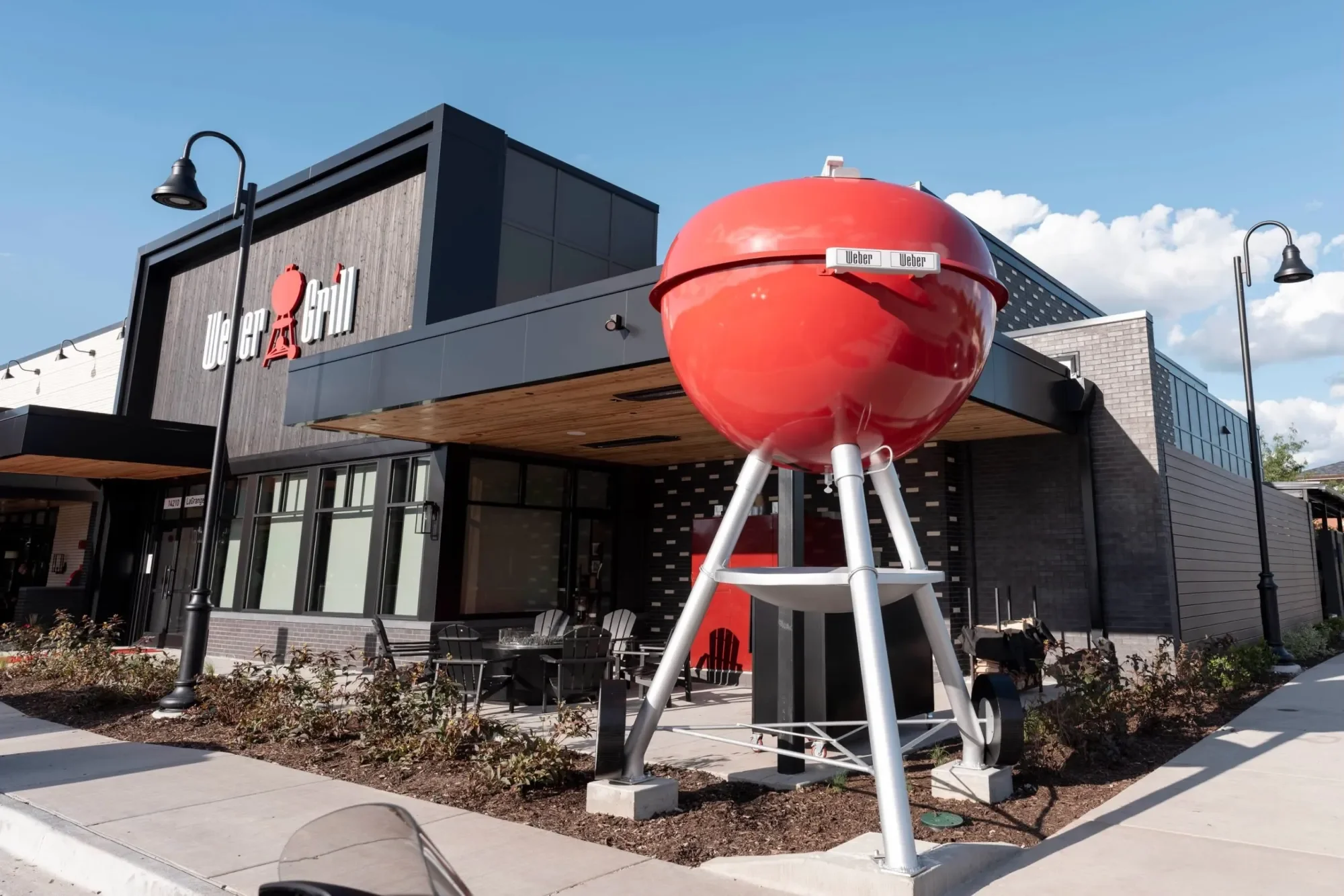 Weber Grill fires up new restaurant in Orland Park