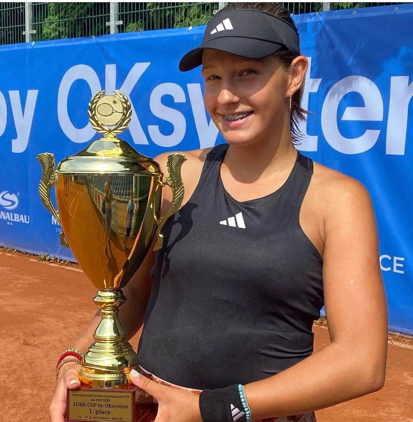 Huge congrats to @miariistic for winning the @itfworldtennistour $60k event in Prerov, Czech Rep this week. A great effort and signs of what is to come. 🏆🔥🎾

#Winning #MiaRistic #LittleBro #LittleCoach #Family #Team72 #AdidasTennis #YonexTennis