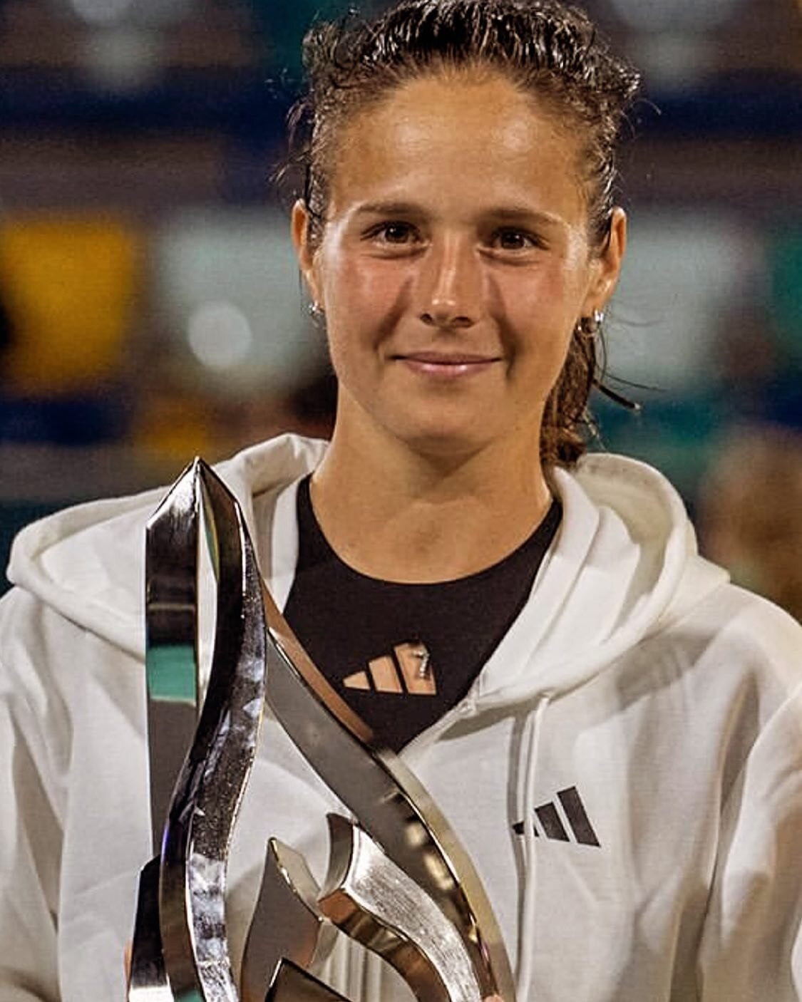 Another very strong week from @kasatkina on the @wta reaching the finals of the @mubadalaabudhabiopen in Abu Dhabi. Four events in 2024 and two finals, it&rsquo;s a good sign of the year you&rsquo;re building, Dasha. 

We are proud of you, always! 

