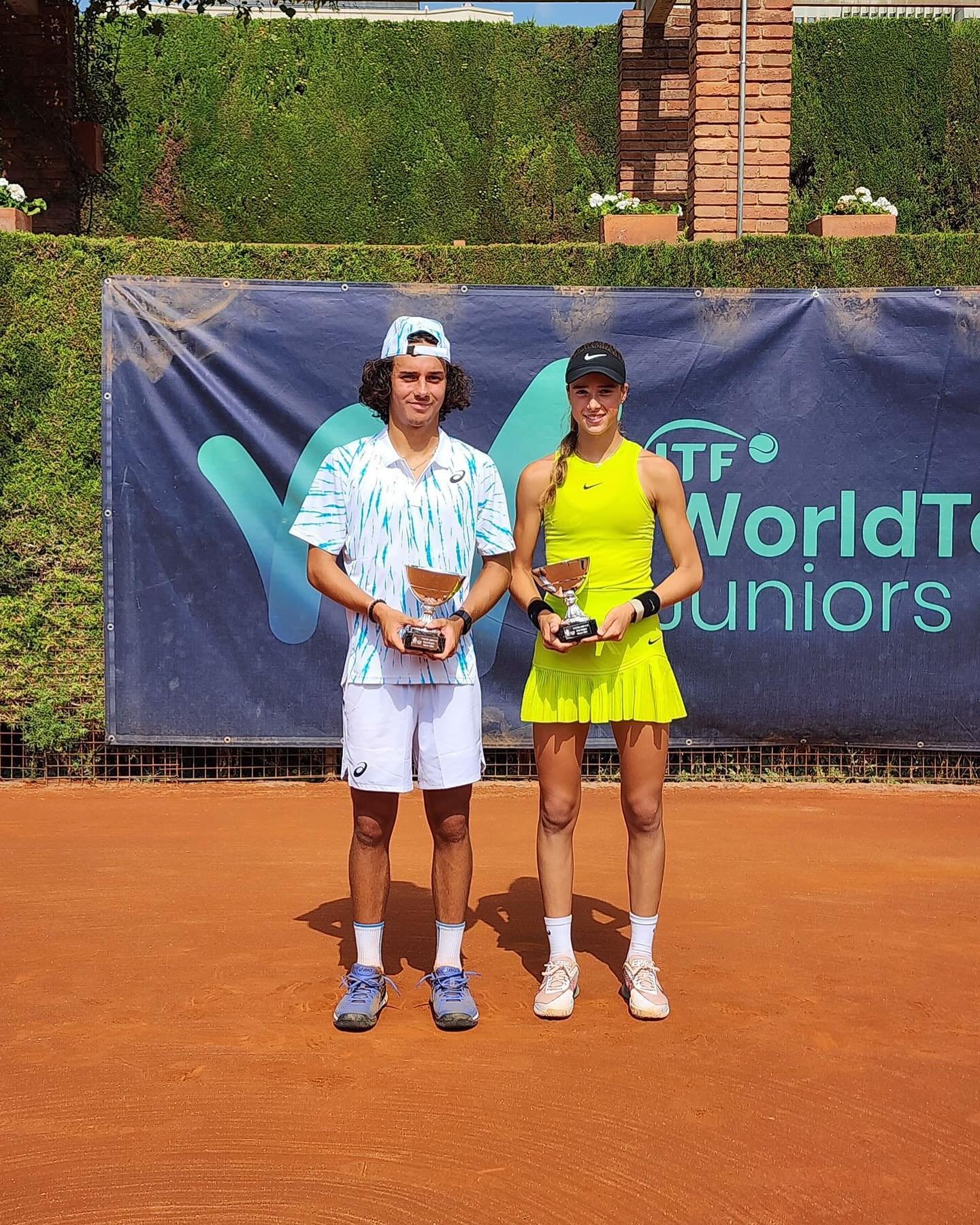 Huge congrats to @paolapinera for capturing her first junior ITF title at the J100 Barcelona, and to @titochavez2008 for an outstanding performance all week! 🥇

We&rsquo;re so proud of your achievements, keep up the amazing work! 💪🎾

#Team72