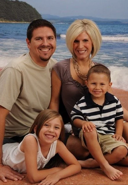 8yo with father, mother, and brother