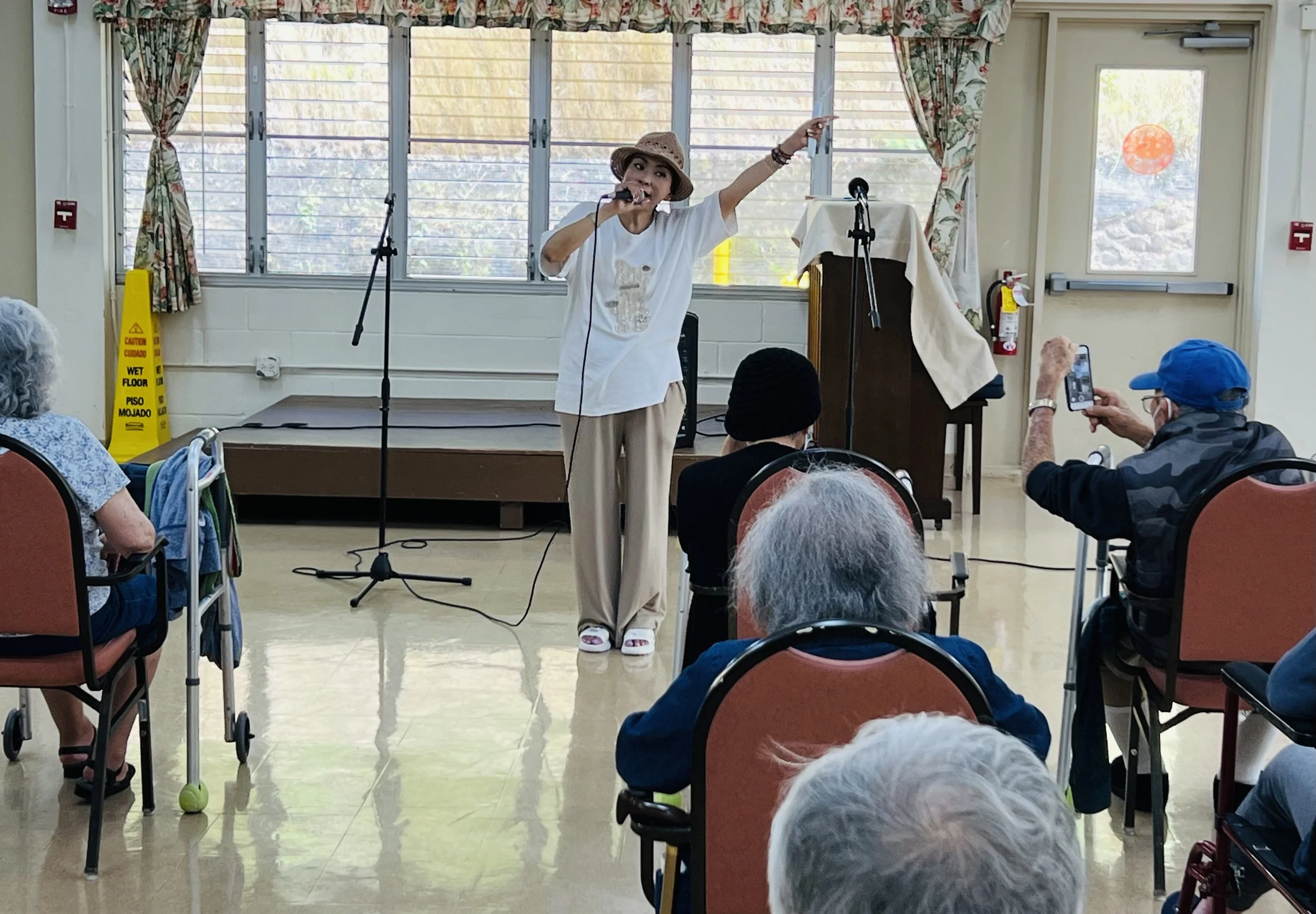 24 concert-palolo 5.jpg