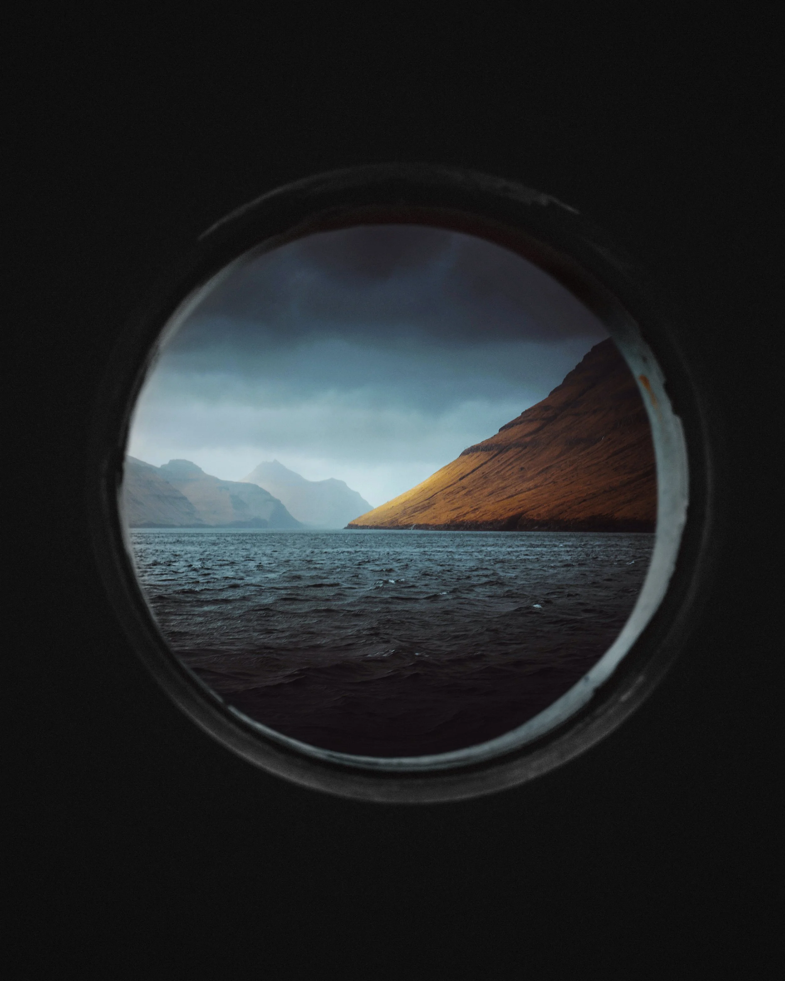 THROUGH THE PORTHOLE-3.jpg