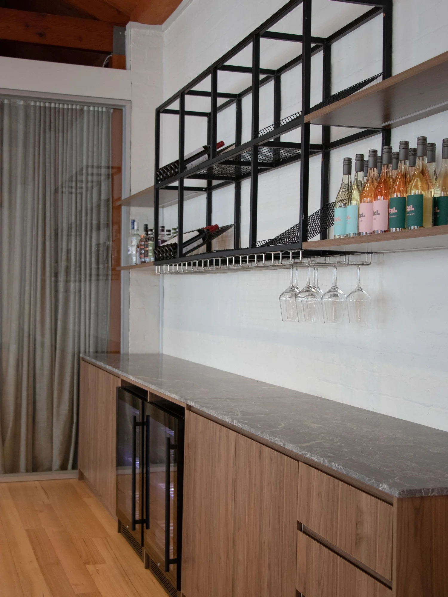 bar_1-2.jpg
