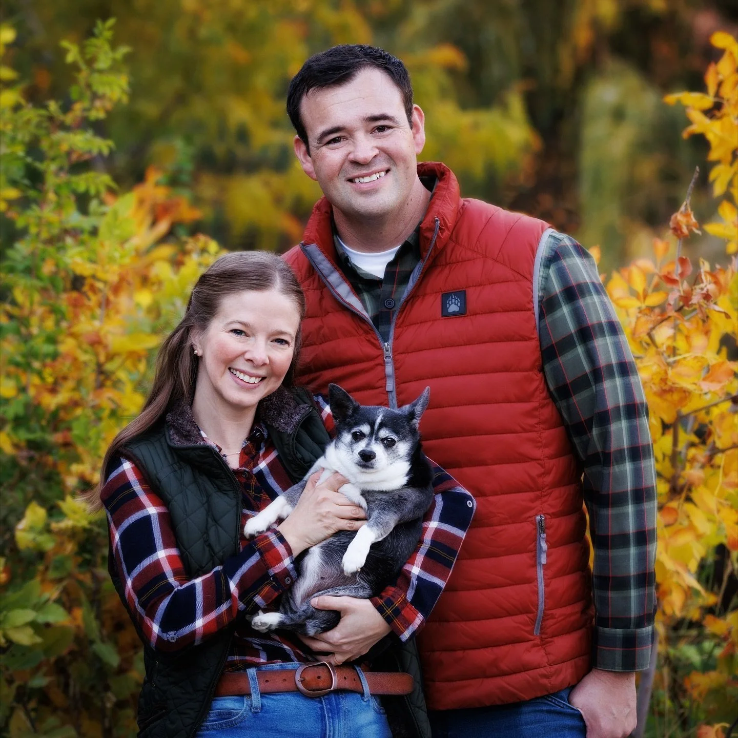 Jeron, Erika and Pita 🐶 #utahfamilyphotographer #utahportraitphotographer #utahphotographer