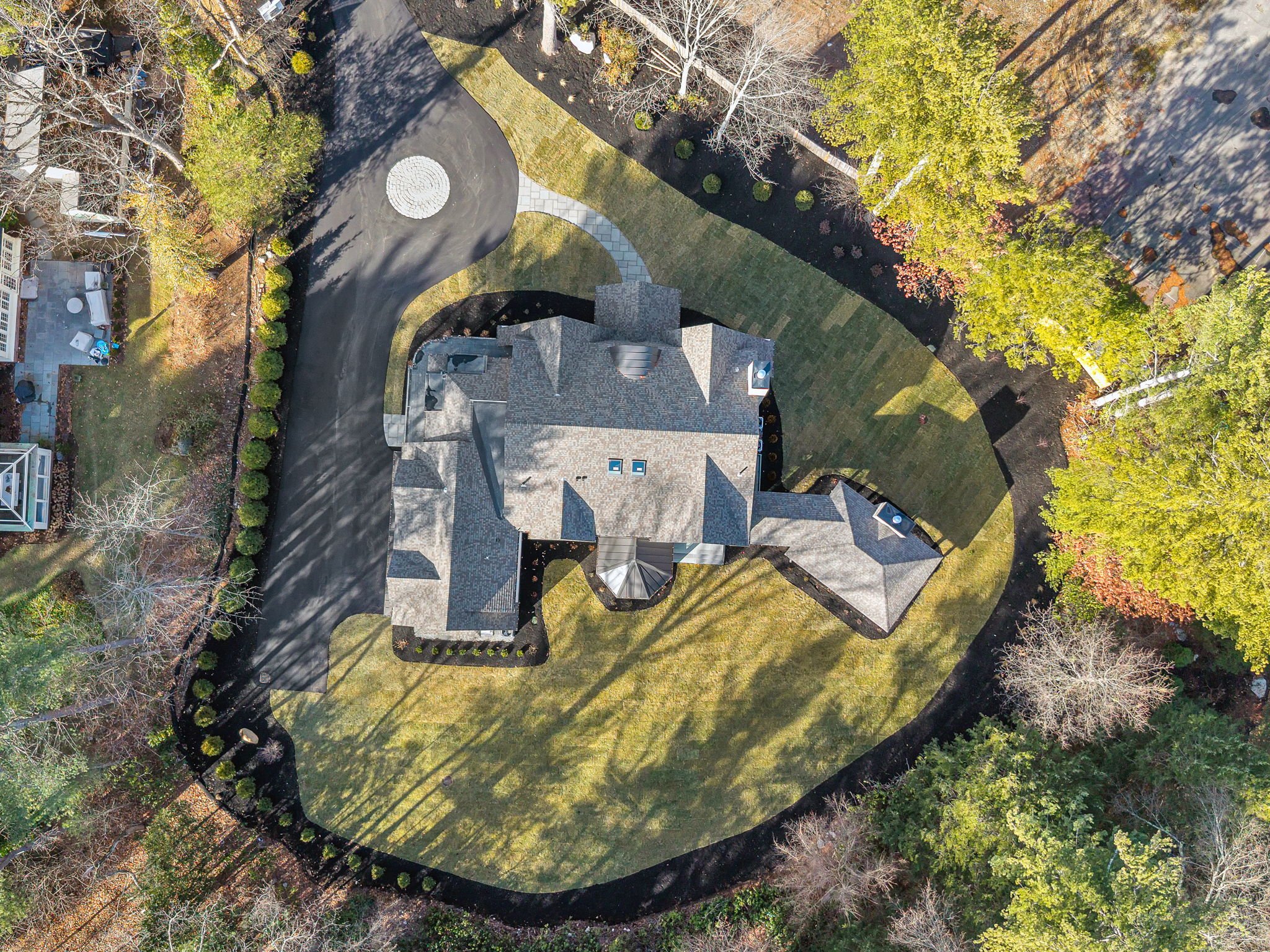 🏗️ New Construction in Wellesley, MA (2026): What Buyers Need to Know Before Building or Buying