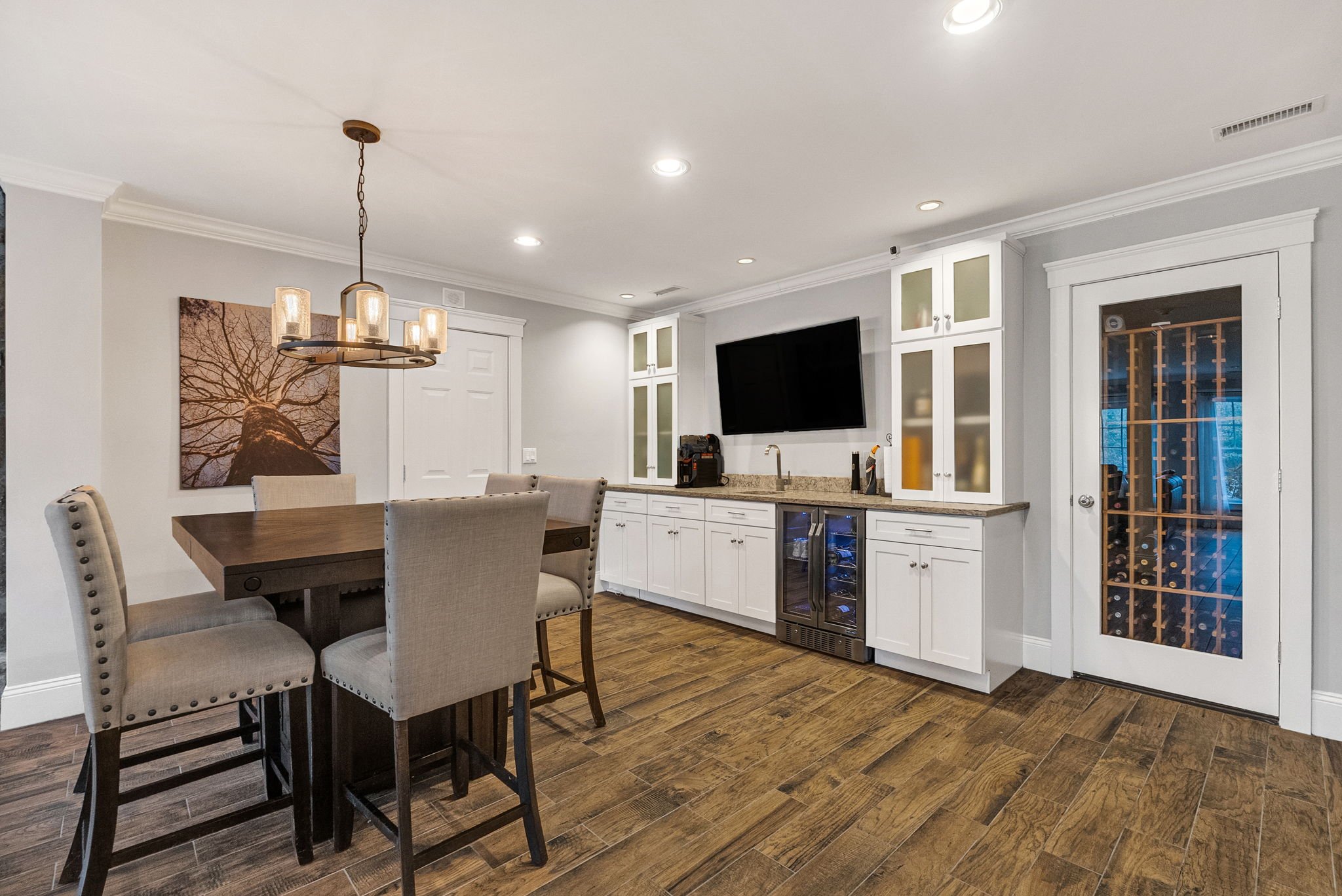 58-lower-level-wet-bar.jpg