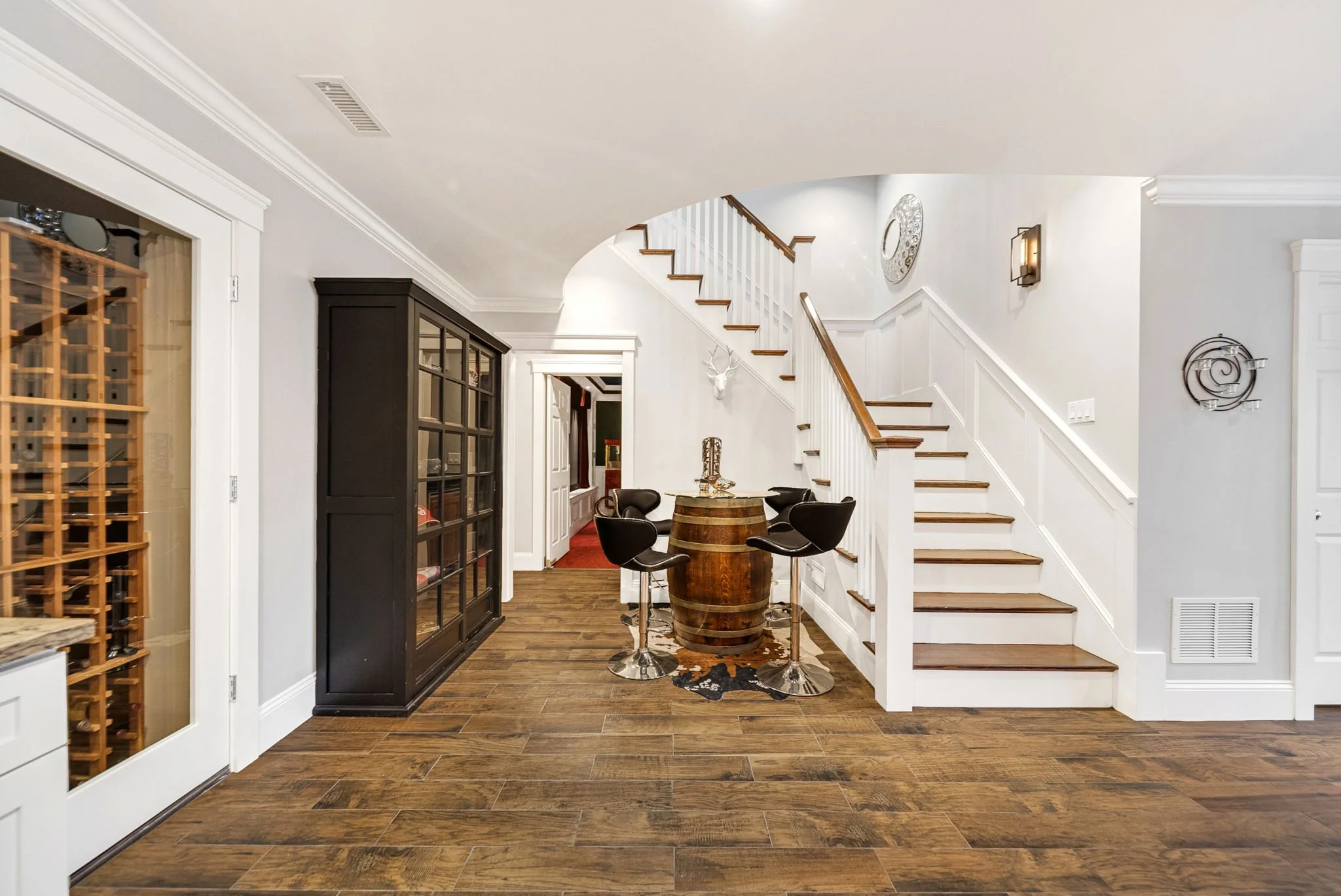 54-lower-level-entry.jpg