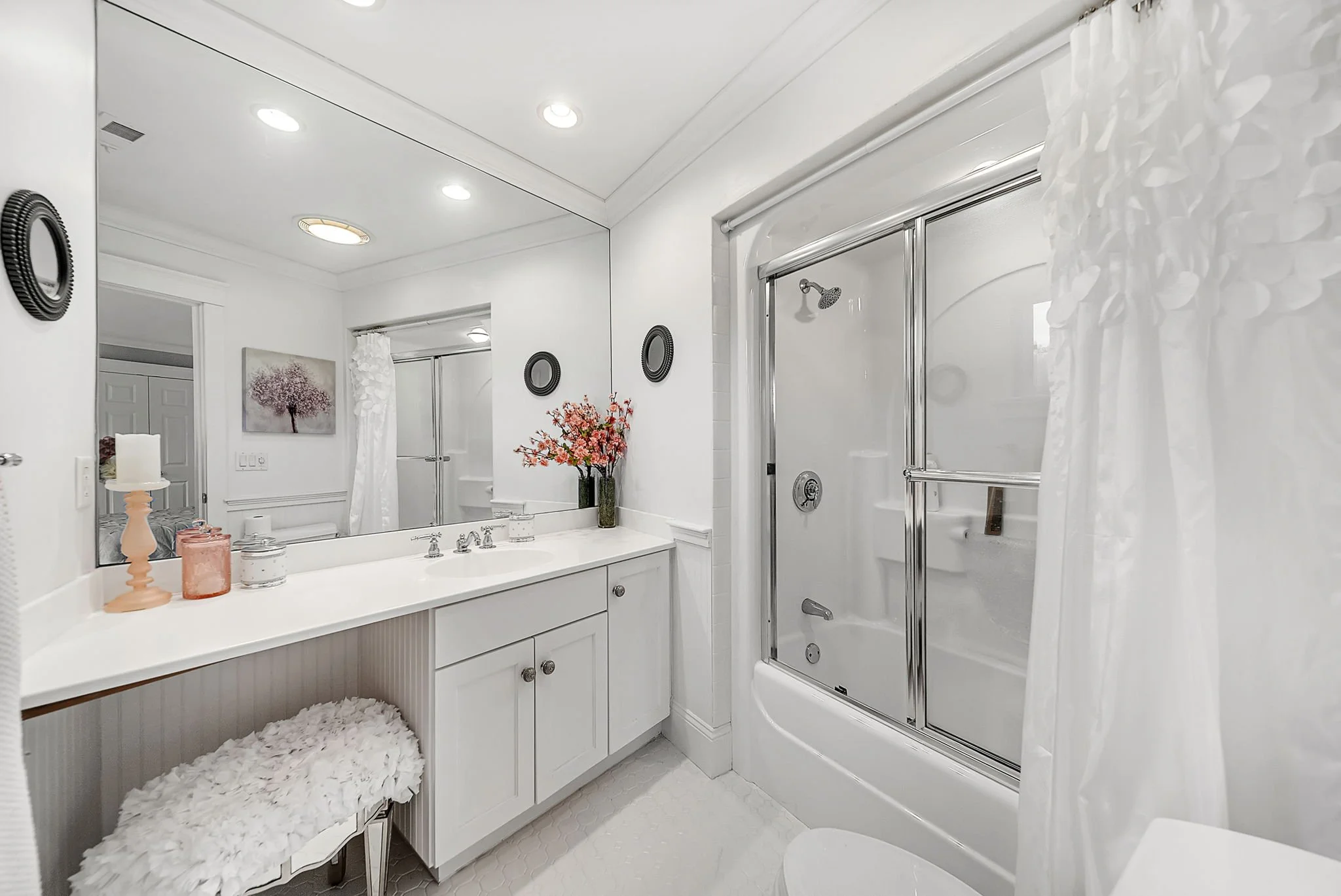 45-bathroom.jpg