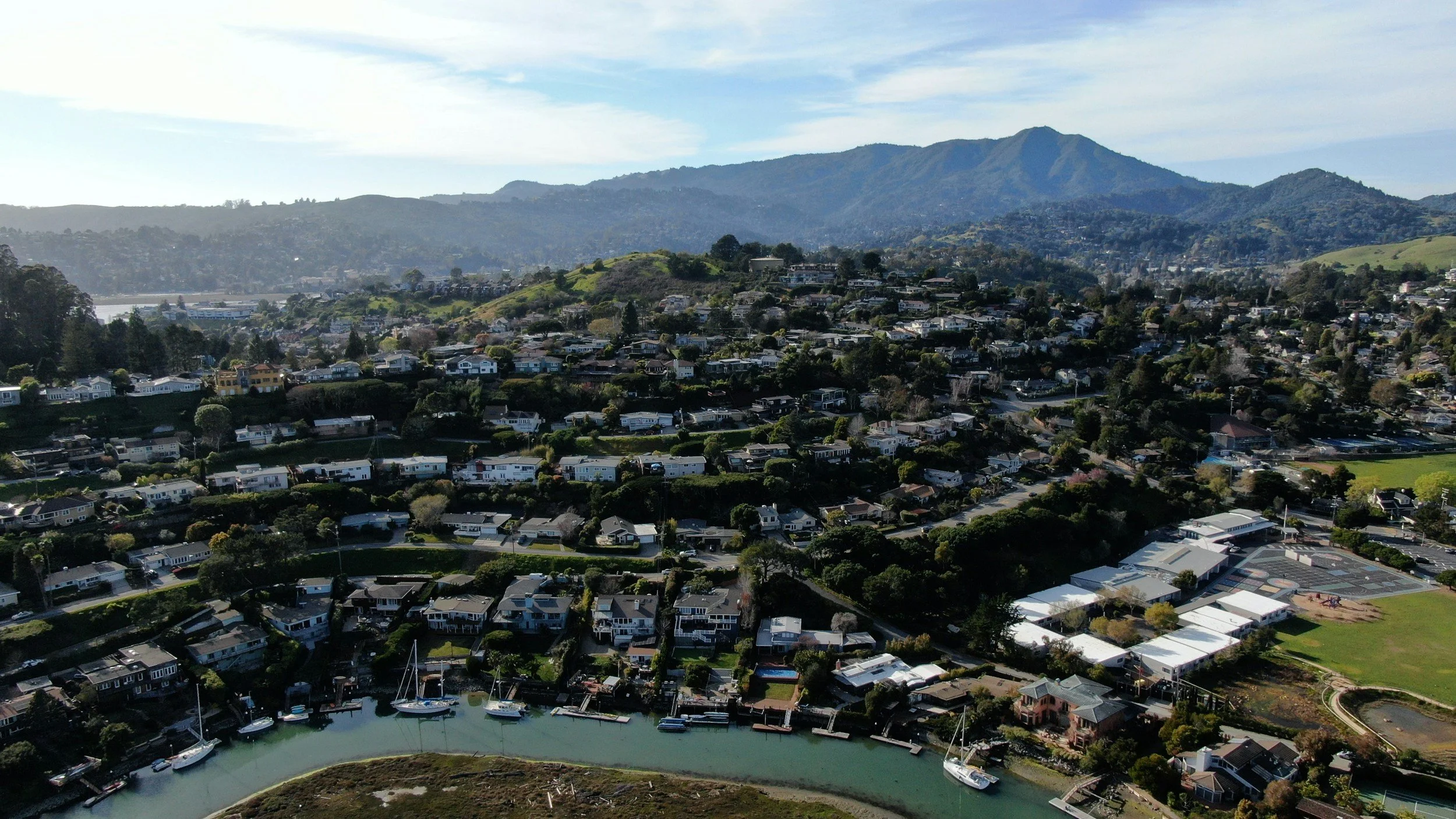 Life in Daly City, California: A Place I Used to Call Home 