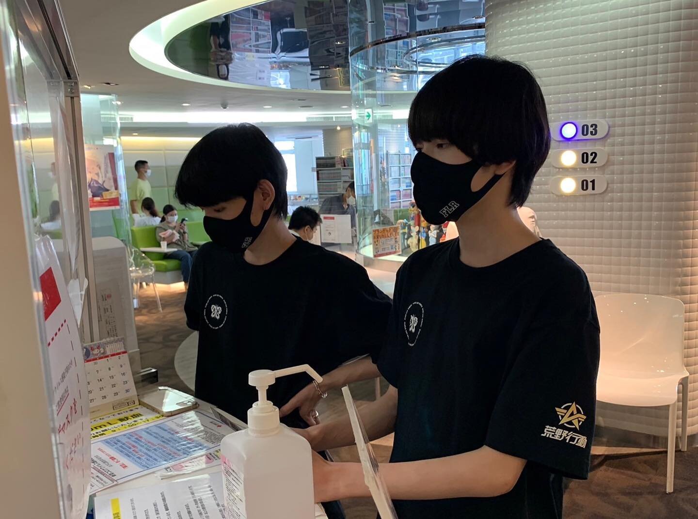 Flora献血週間キャンペーンが開始‼️

実際にAin &amp; はりぼーが献血に行ってきました💉
初体験の献血動画は後日YouTubeに公開予定です！！

これを機に献血を知って、実際に献血に行く人が増えたら嬉しいです✨

#FLRWIN#献血