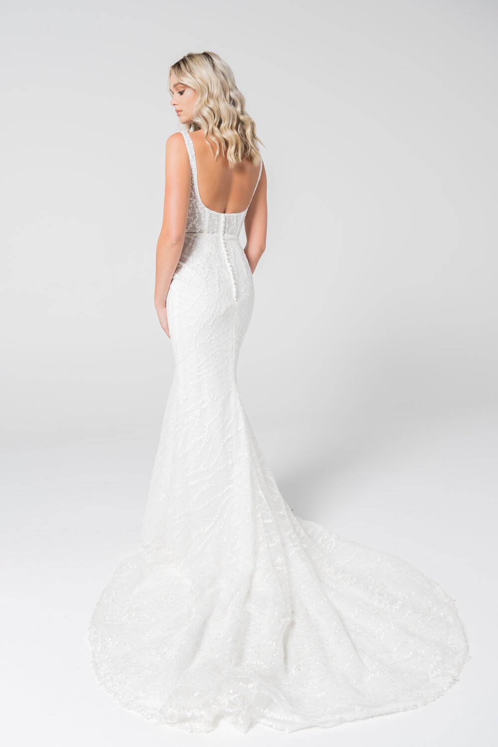 WS8295_BACK.jpg