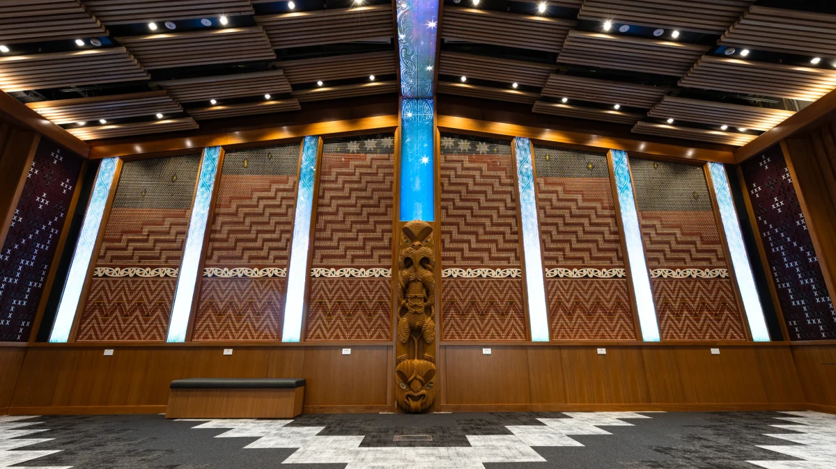 empty-view-of-the-pa-wharenui-2__FocusFillWyIwLjAwIiwiMC4wMCIsMTIwMCw2NzRd.png