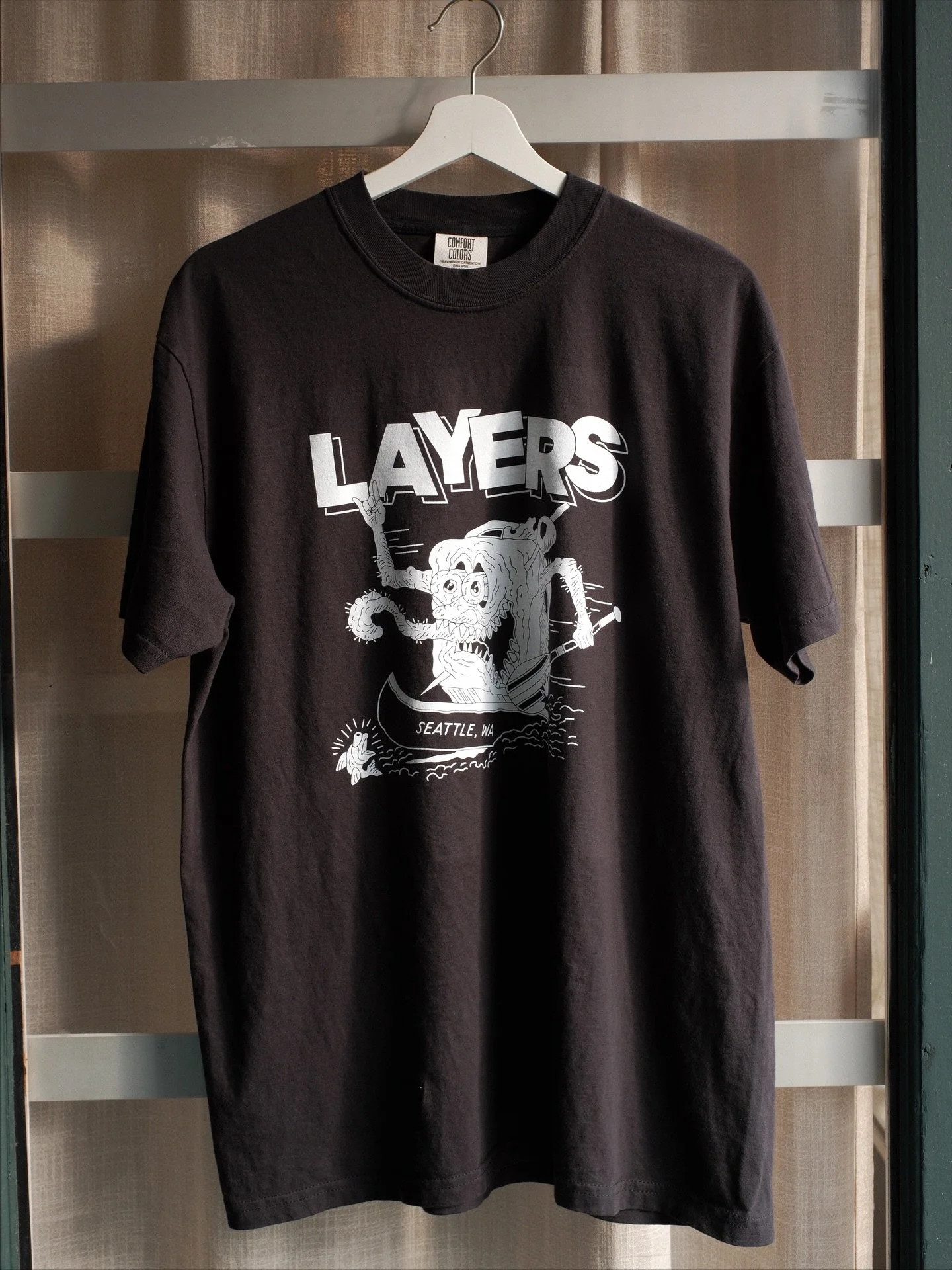 NEW MERCH DROP - SANDWICH FINK!! 
//
Y&rsquo;all might remember our food truck tee Pickle Fink, well, we partnered back up with @stormbloomtattoo for this design and it doesn&rsquo;t disappoint!! Screen printed by @porkchopscreenprinting on a @comfor