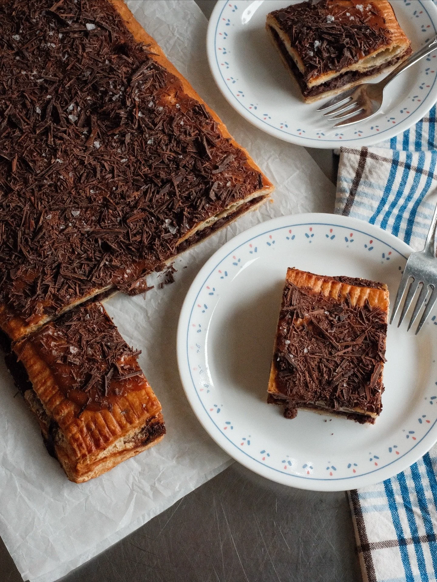 Gather &lsquo;round &mdash; something special just popped out of the oven, and just in time for Thanksgiving! 🥧
Introducing our Family Size Pop-Tarts, baked for sharing with friends, family, and everyone you love. 
🍎 Spiced Apple &amp; Persimmon
🍫