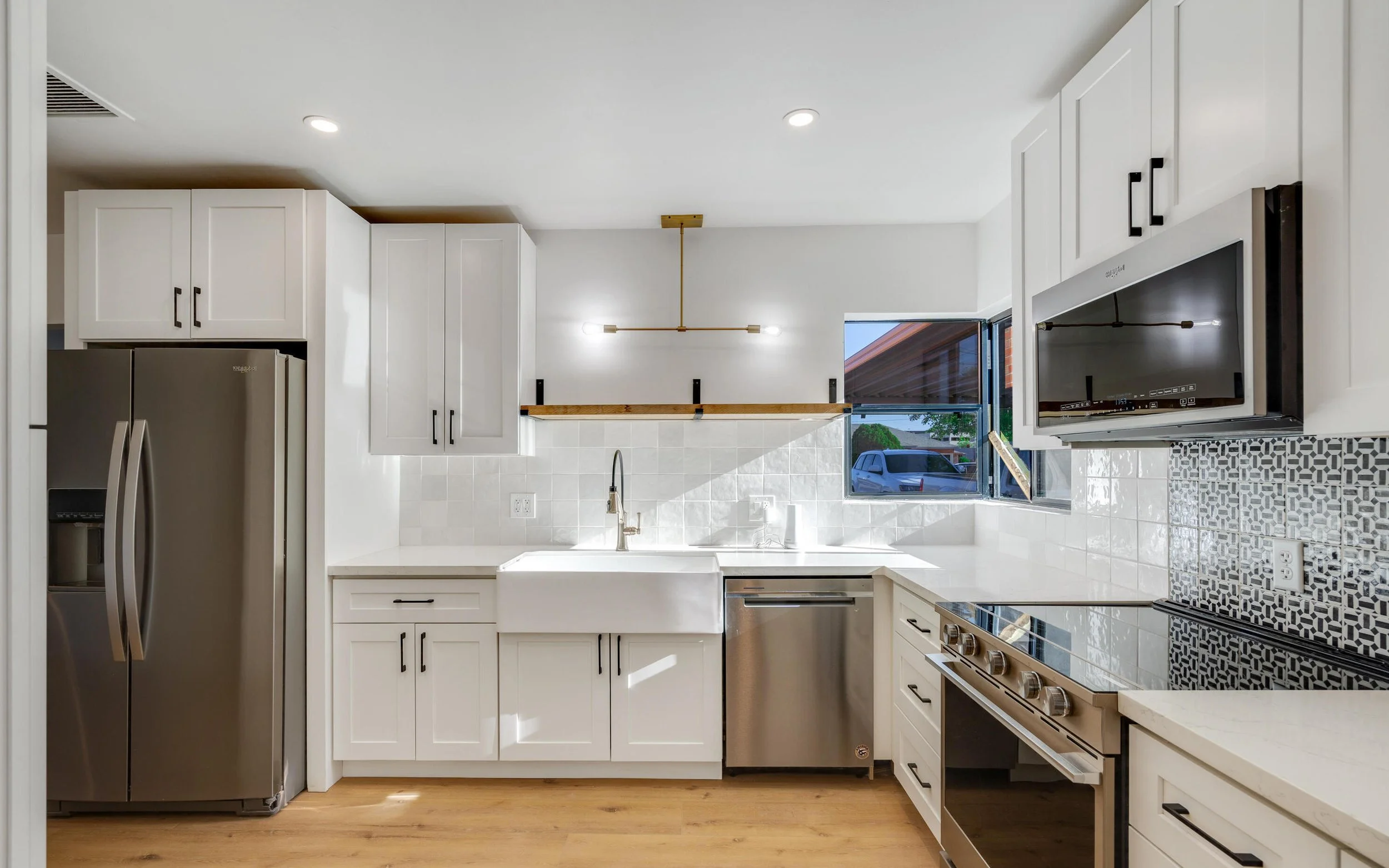 Almeria Phoenix 549,000 Closed.jpeg